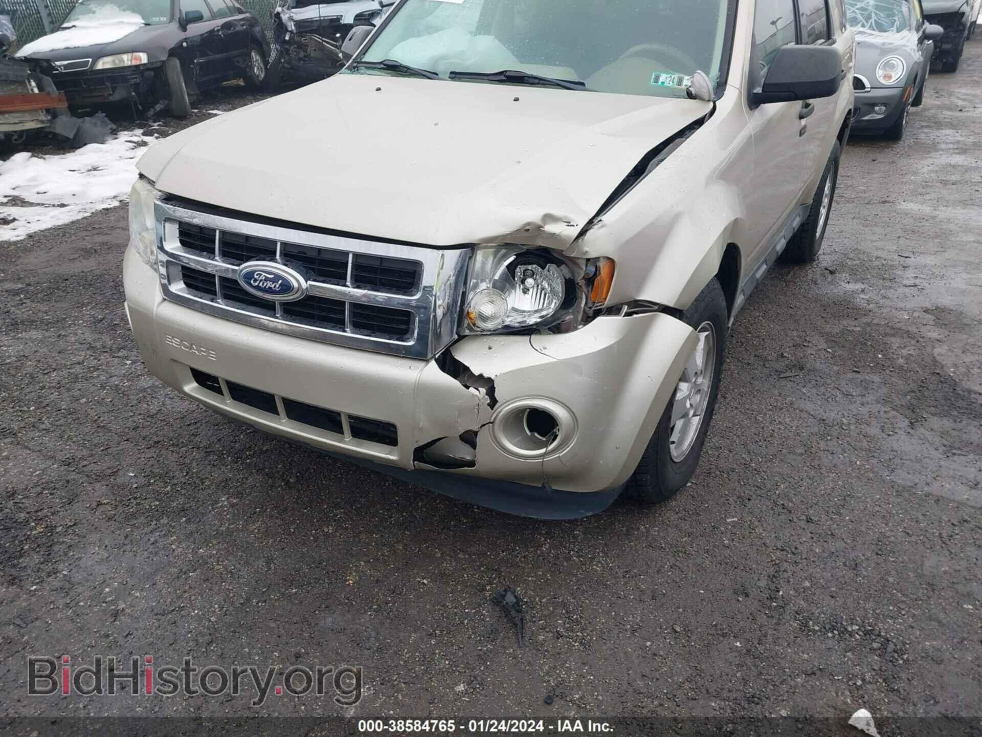 2010 FORD ESCAPE - VIN: 1FMCU0D75AKD42070 - Фото 6