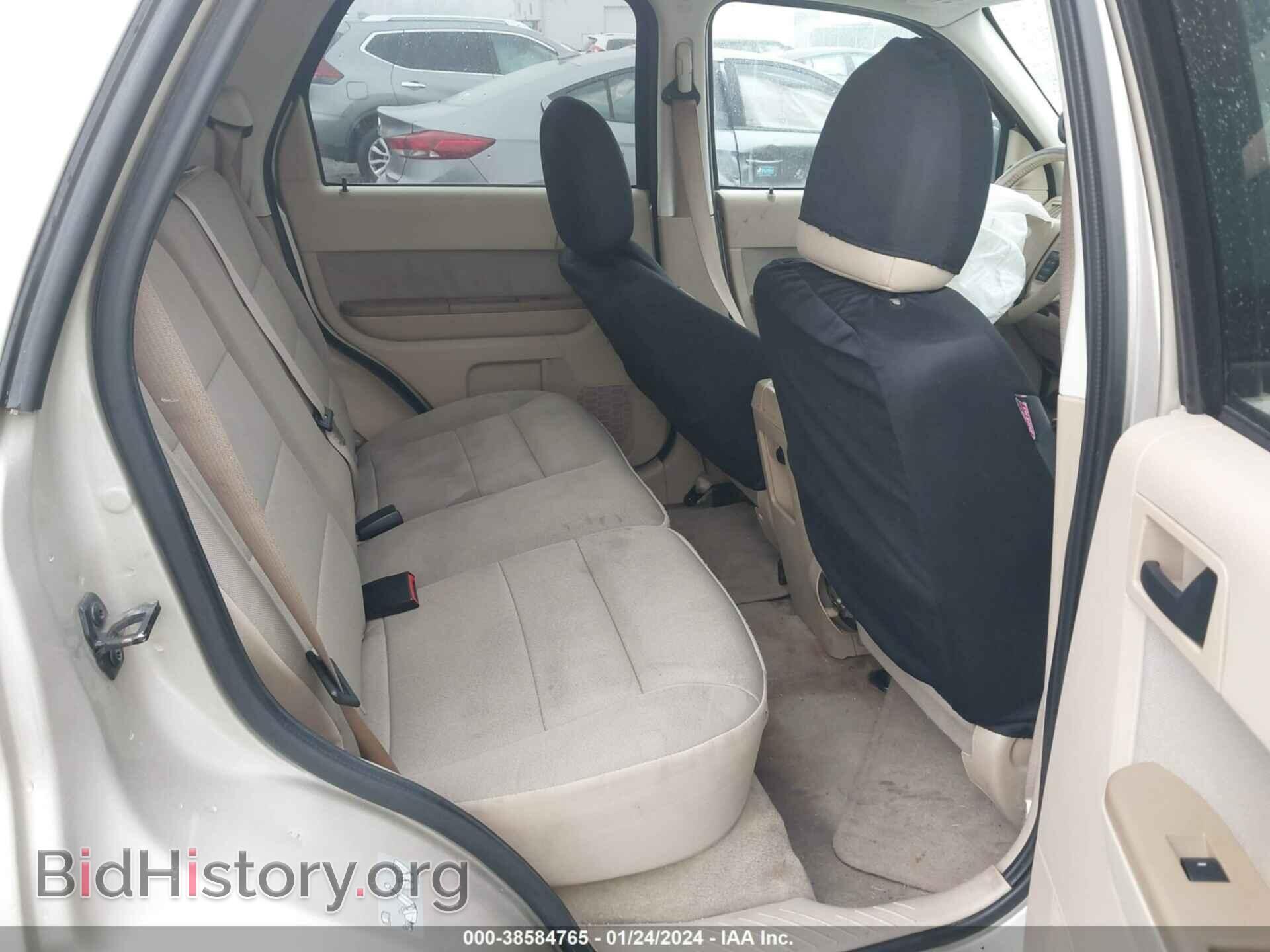 2010 FORD ESCAPE - VIN: 1FMCU0D75AKD42070 - Фото 8