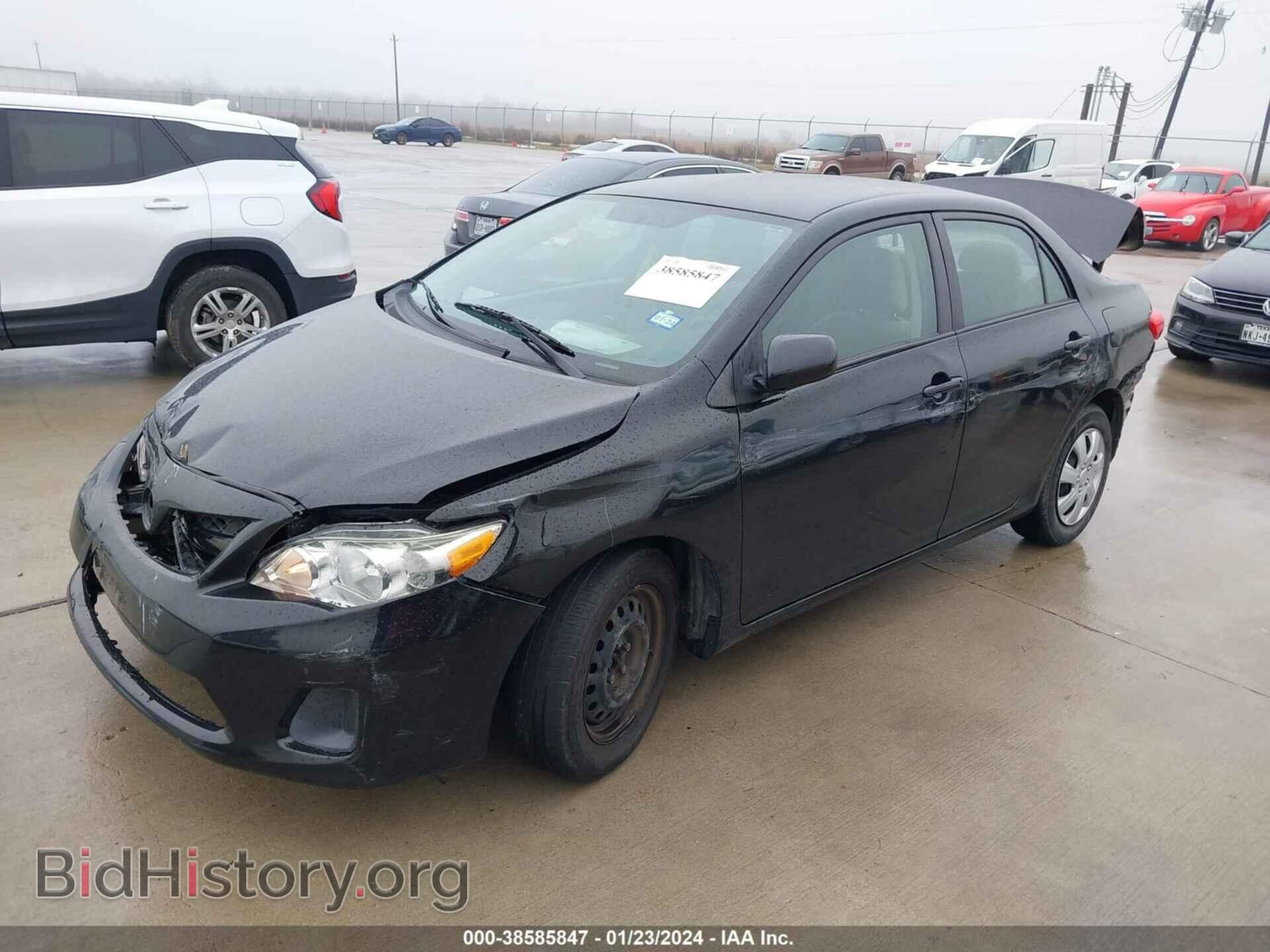 2011 TOYOTA COROLLA - VIN: 2T1BU4EE1BC590971 - Фото 2