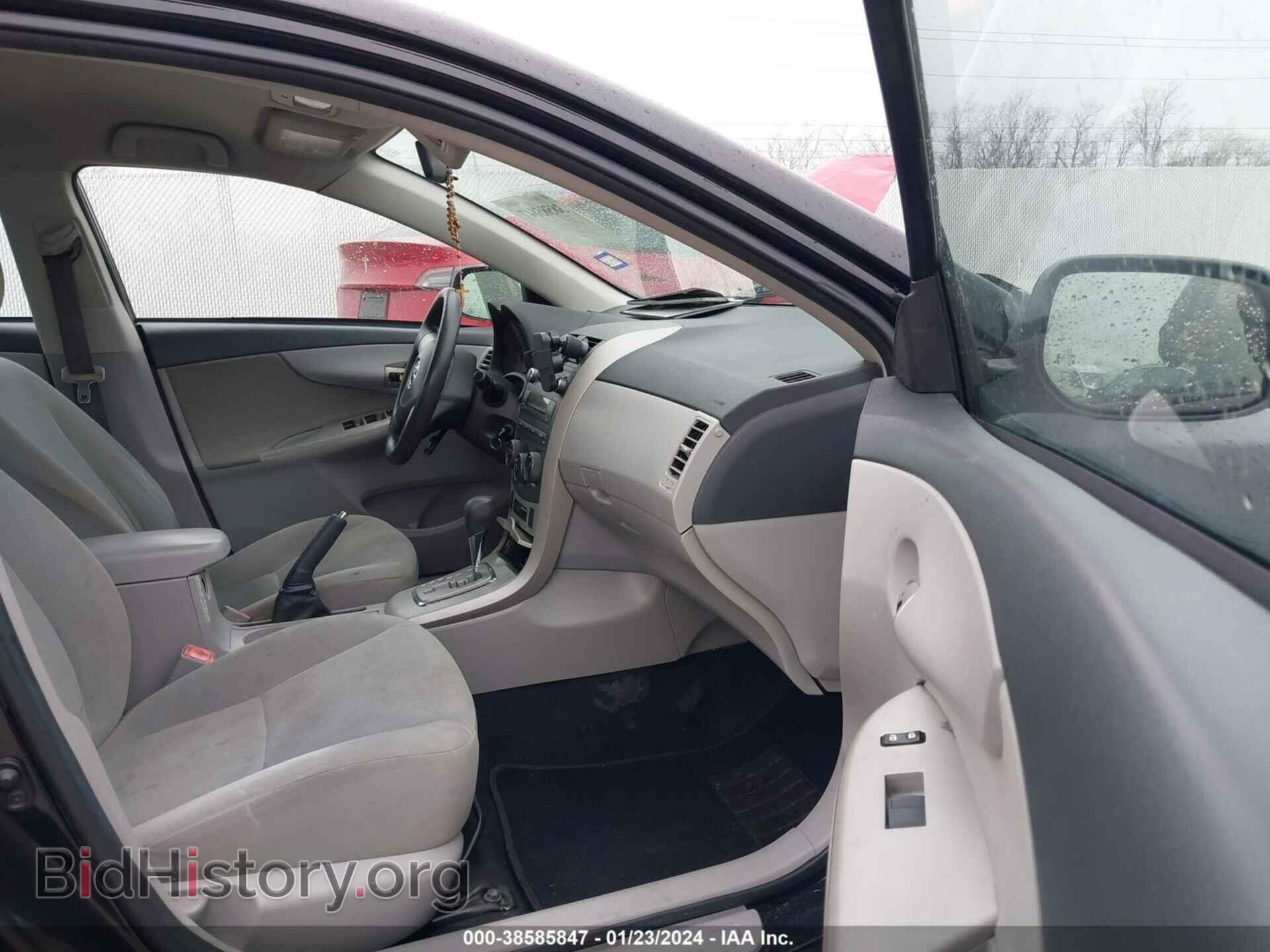 2011 TOYOTA COROLLA - VIN: 2T1BU4EE1BC590971 - Фото 5