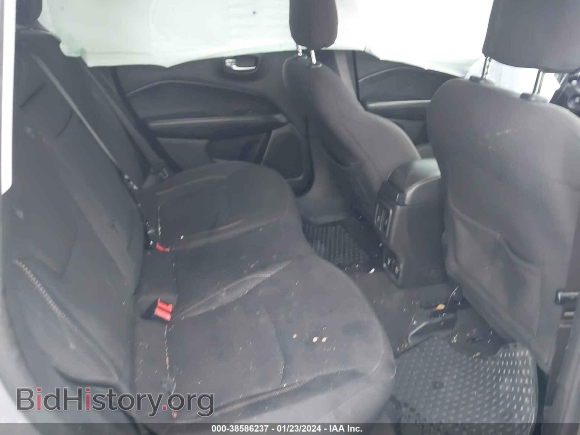 2019 JEEP COMPASS - VIN: 3C4NJDAB2KT847005 - Фото 8