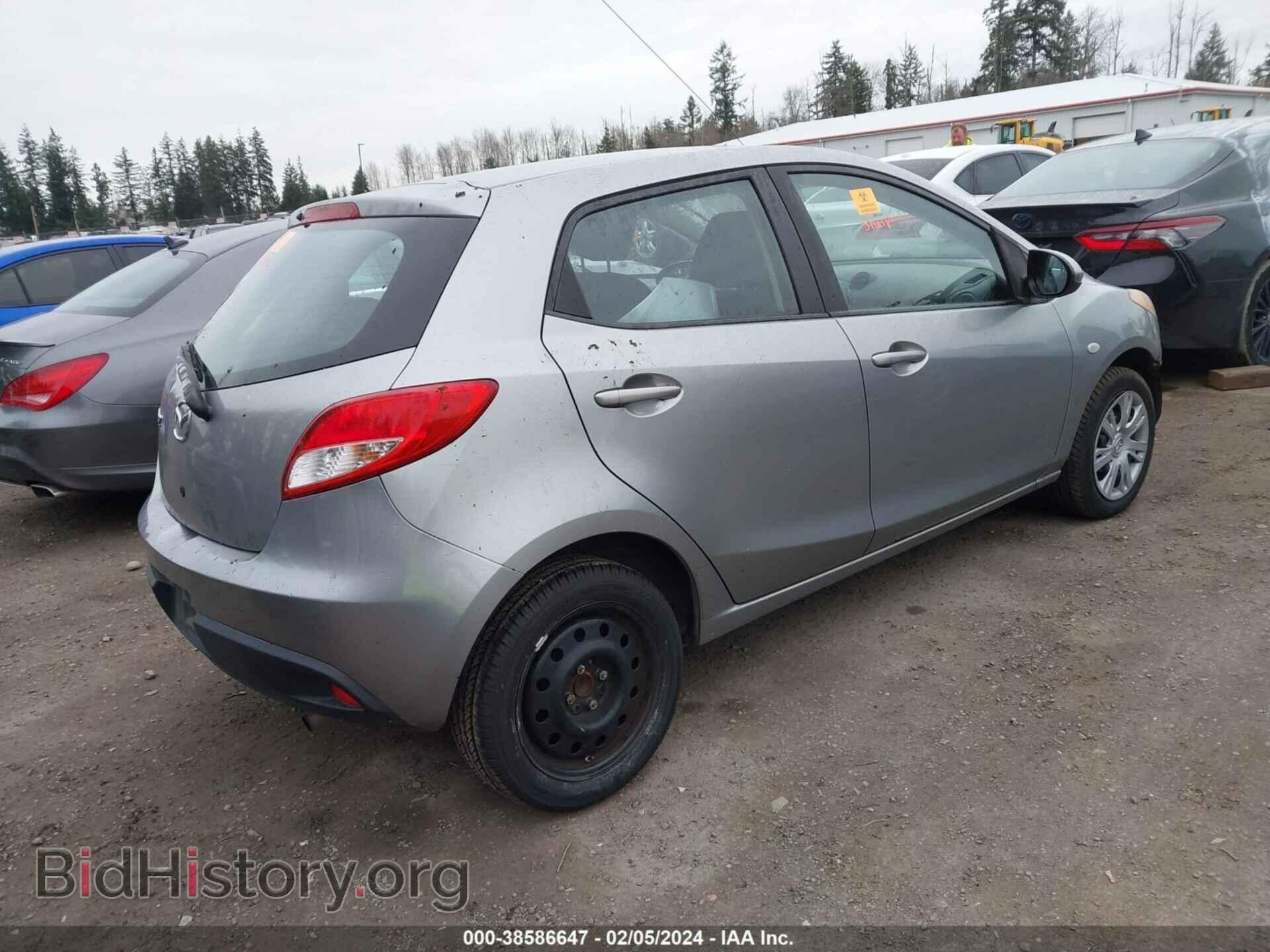 2012 MAZDA MAZDA2 - VIN: JM1DE1KY4C0137961 - Фото 4
