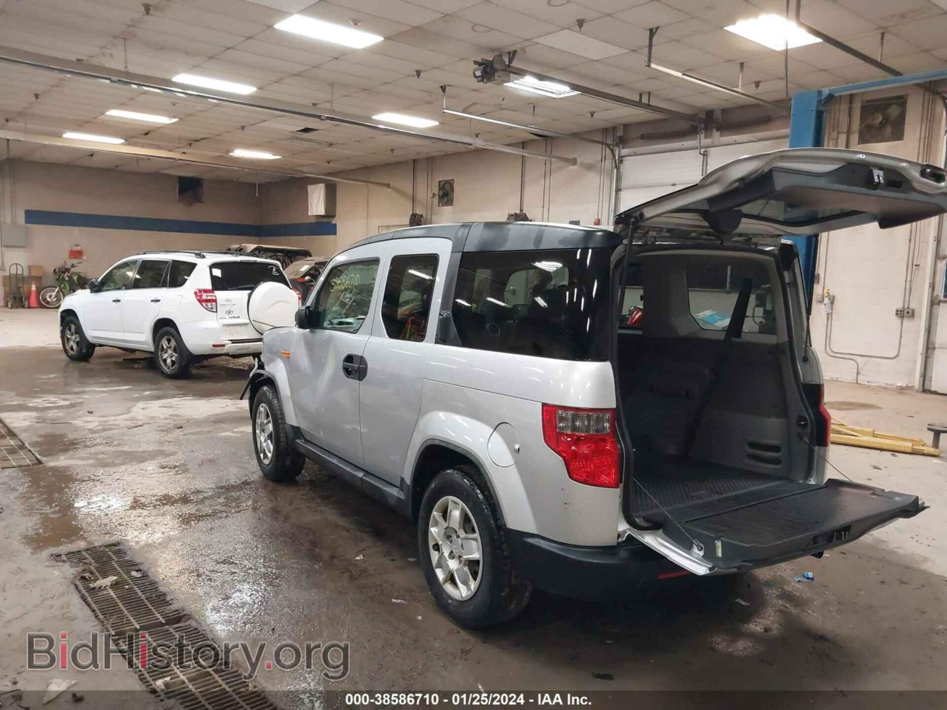 2011 HONDA ELEMENT - VIN: 5J6YH2H37BL003012 - Фото 3