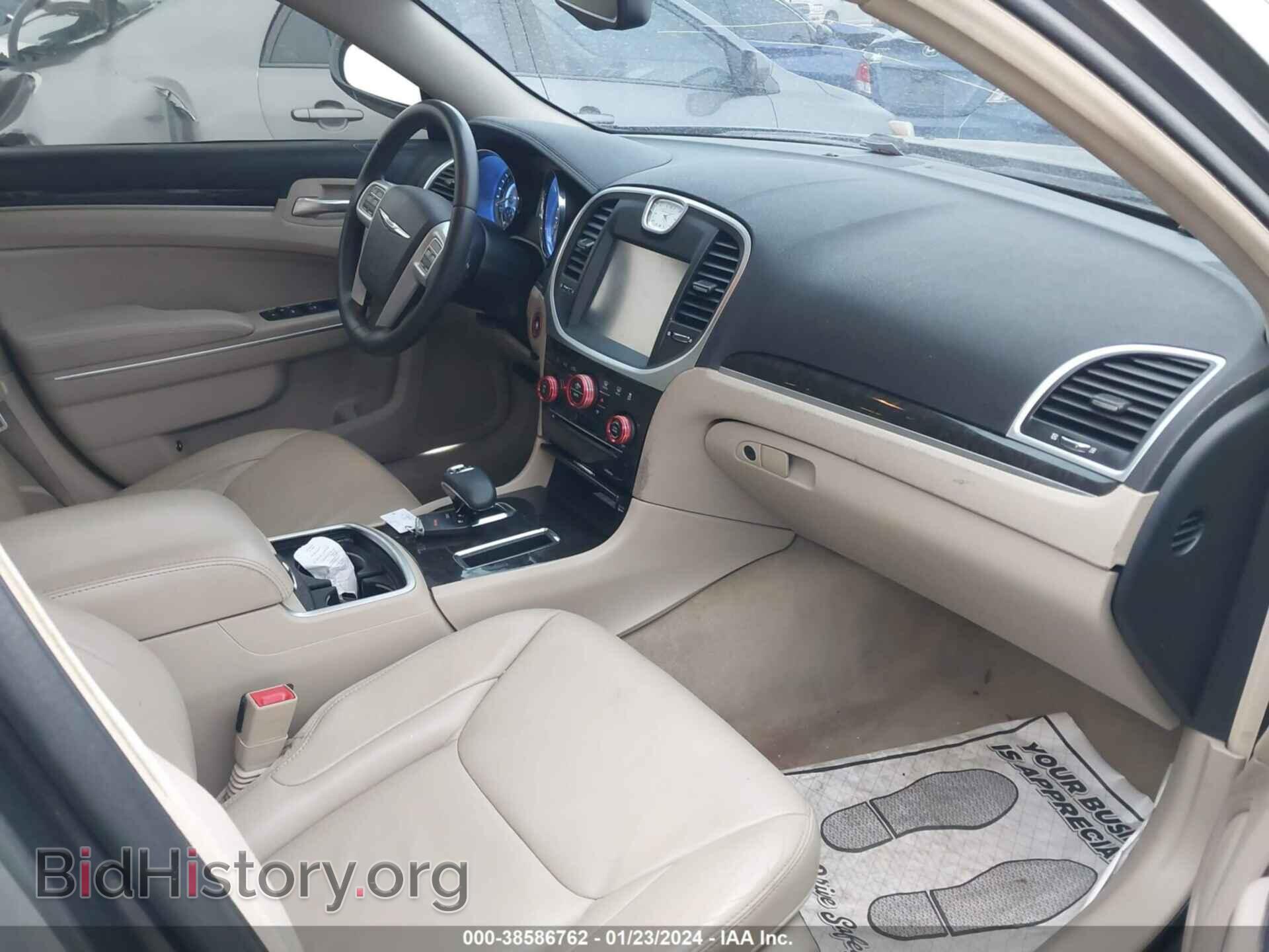2014 CHRYSLER 300 - VIN: 2C3CCAAG2EH157316 - Фото 5