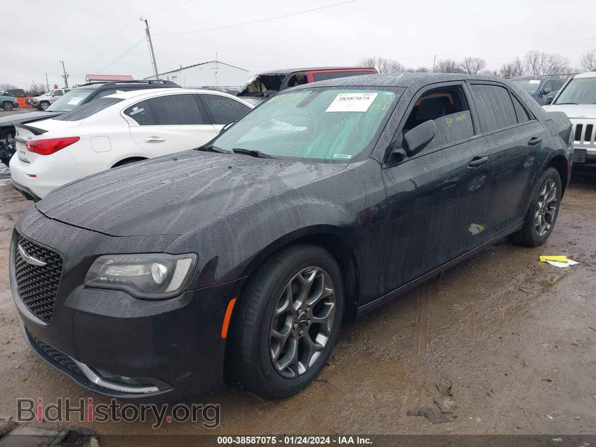 2015 CHRYSLER 300 - VIN: 2C3CCAGG7FH767494 - Photo 2