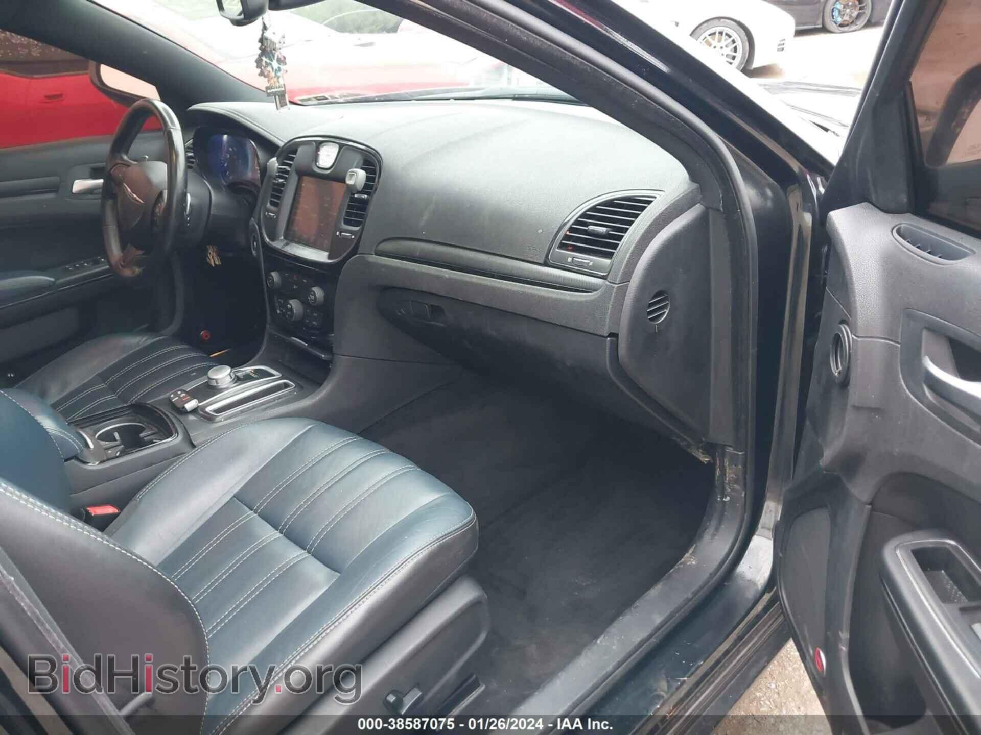 2015 CHRYSLER 300 - VIN: 2C3CCAGG7FH767494 - Photo 5