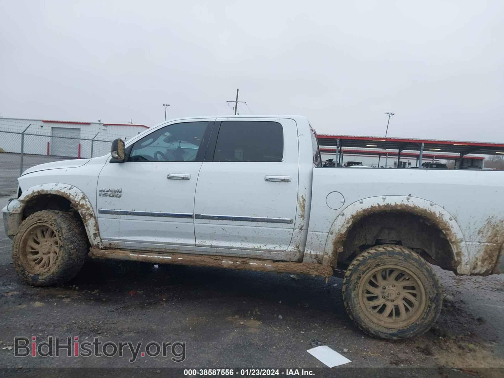 2017 RAM 1500 - VIN: 3C6RR7LT2HG560158 - Фото 14