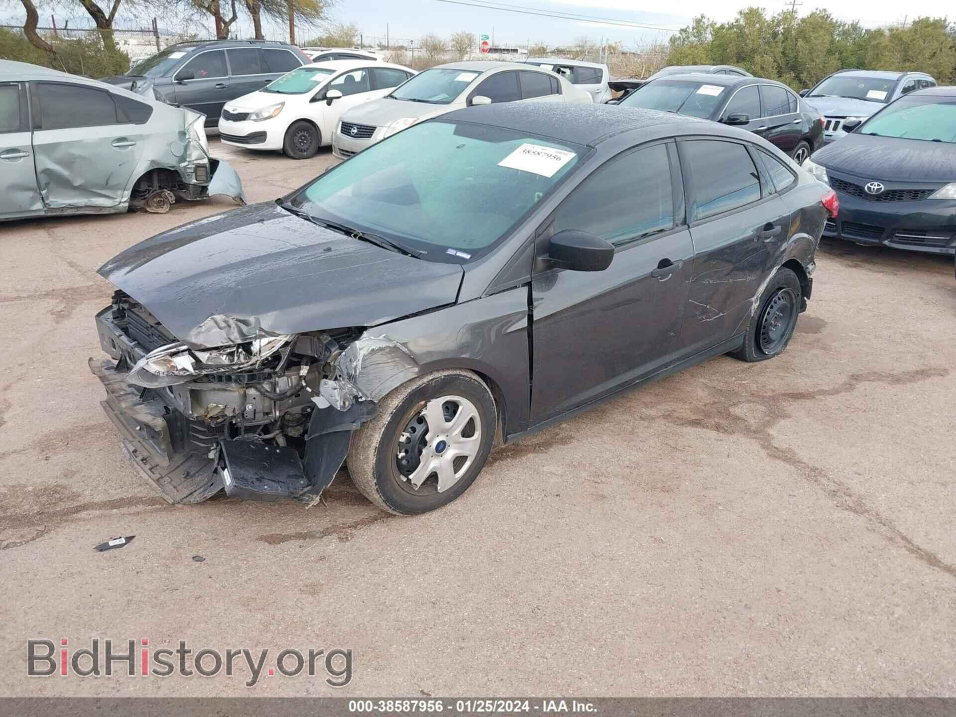 2017 FORD FOCUS - VIN: 1FADP3E22HL308215 - Фото 2