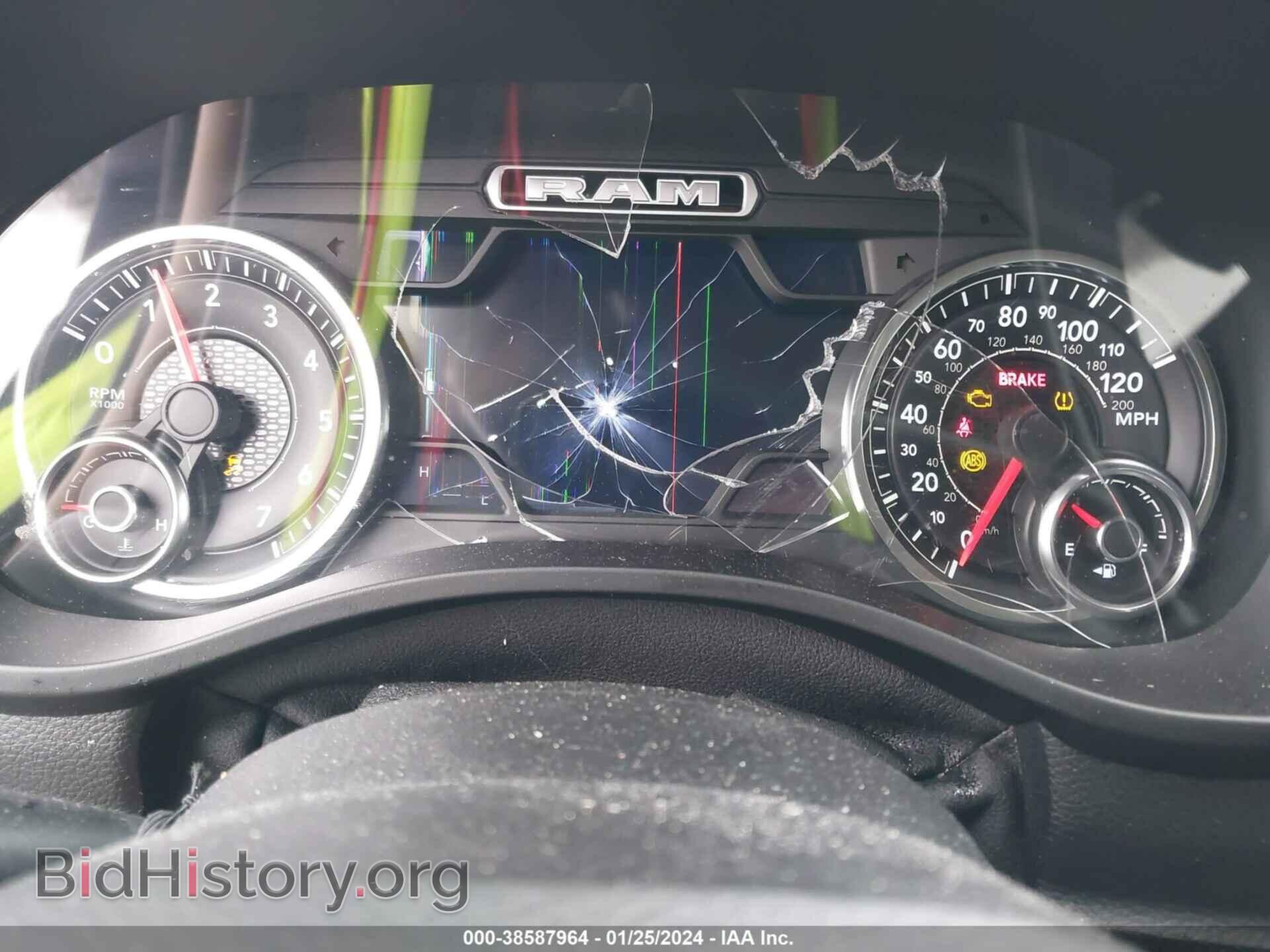2019 RAM 1500 - VIN: 1C6SRFJT2KN658667 - Фото 15