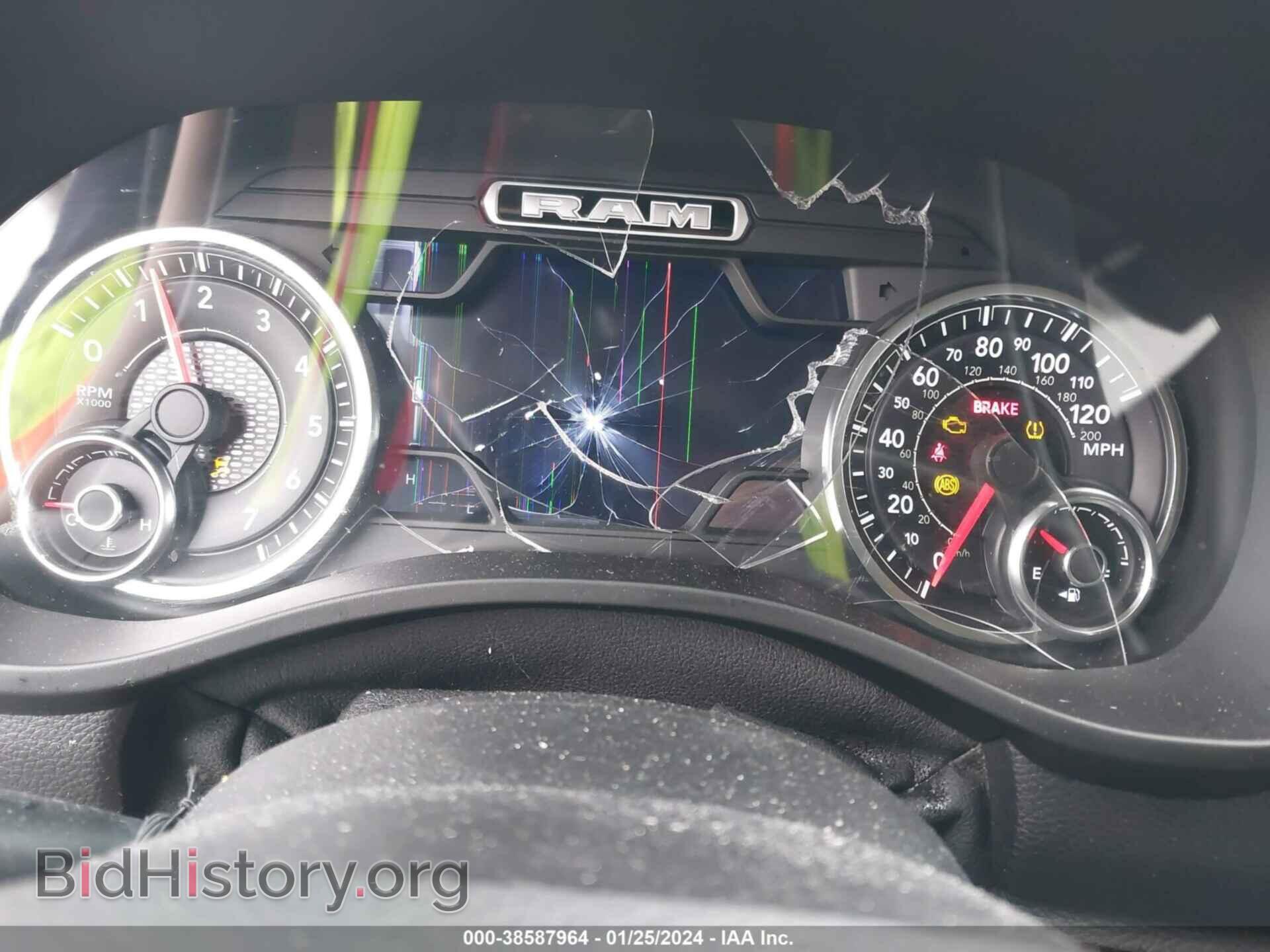 2019 RAM 1500 - VIN: 1C6SRFJT2KN658667 - Фото 7