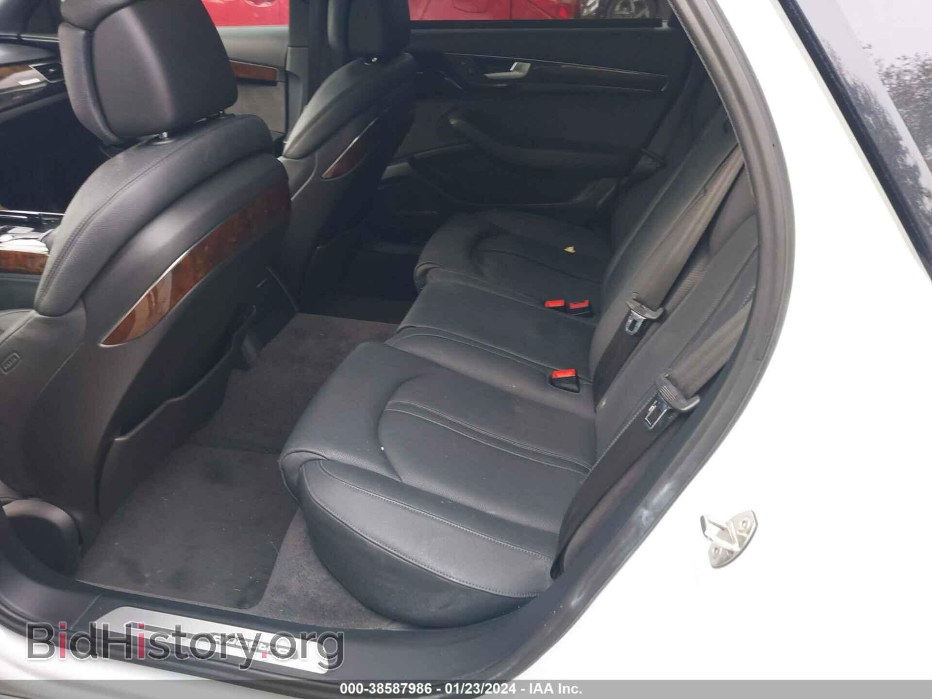 2016 AUDI A8 L - VIN: WAU3RAFD5GN008835 - Фото 8