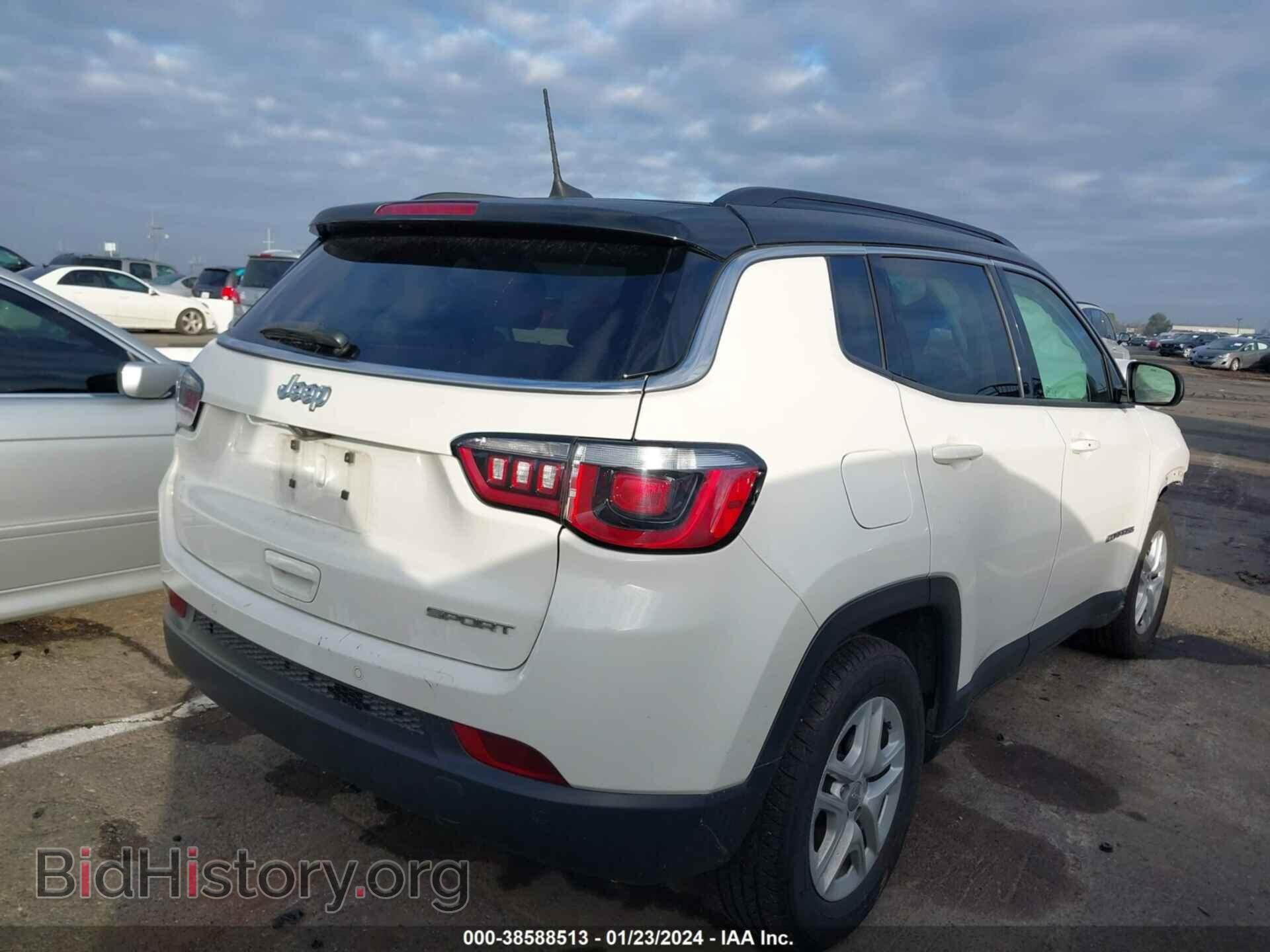 2019 JEEP COMPASS - VIN: 3C4NJCAB8KT848069 - Фото 4
