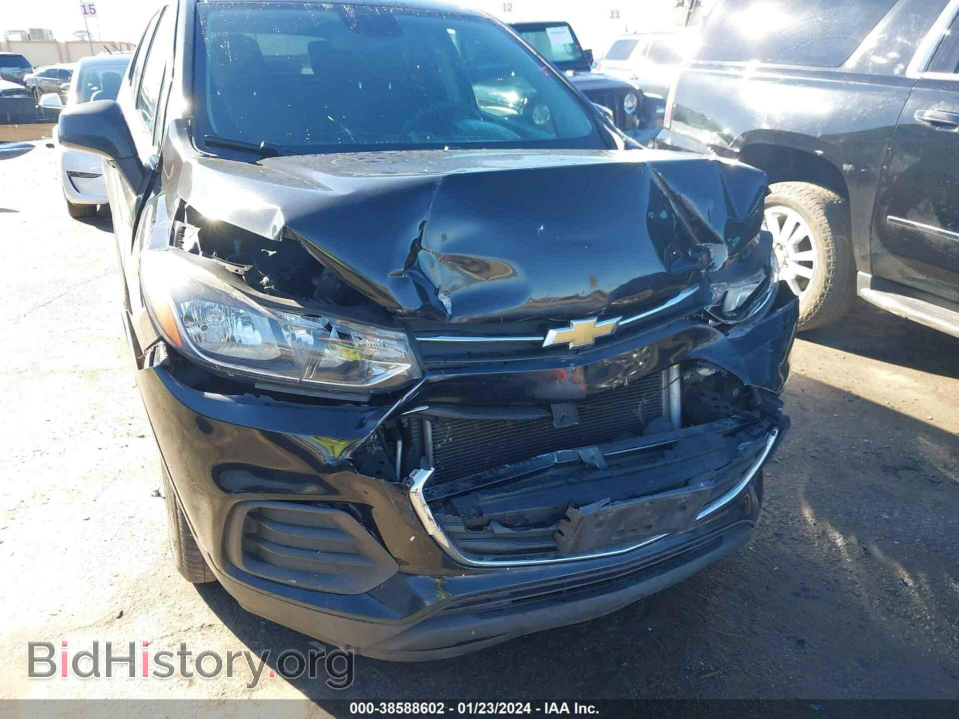 2017 CHEVROLET TRAX - VIN: 3GNCJKSB3HL134303 - Фото 6