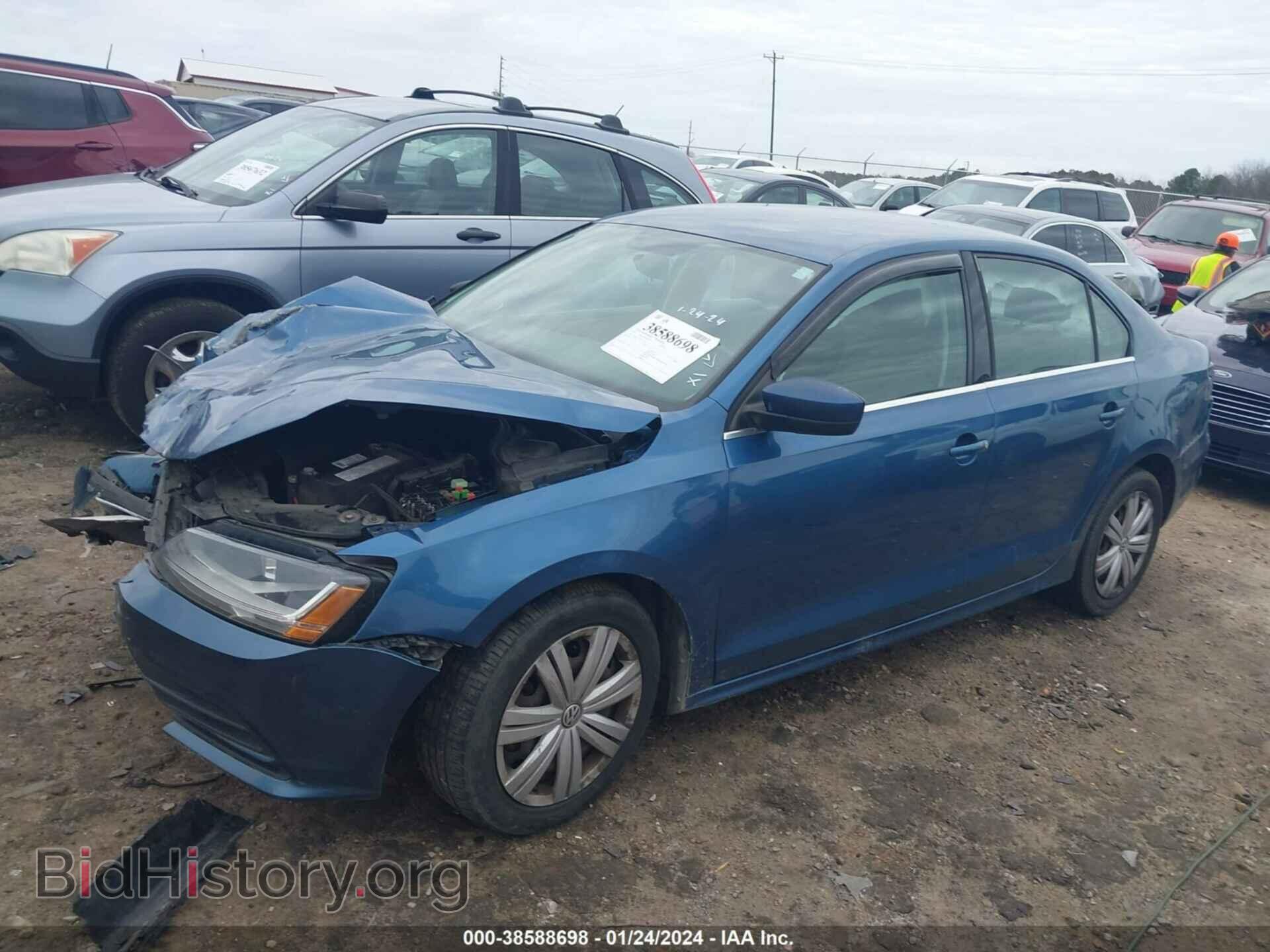 2017 VOLKSWAGEN JETTA - VIN: 3VW2B7AJ3HM213680 - Фото 2
