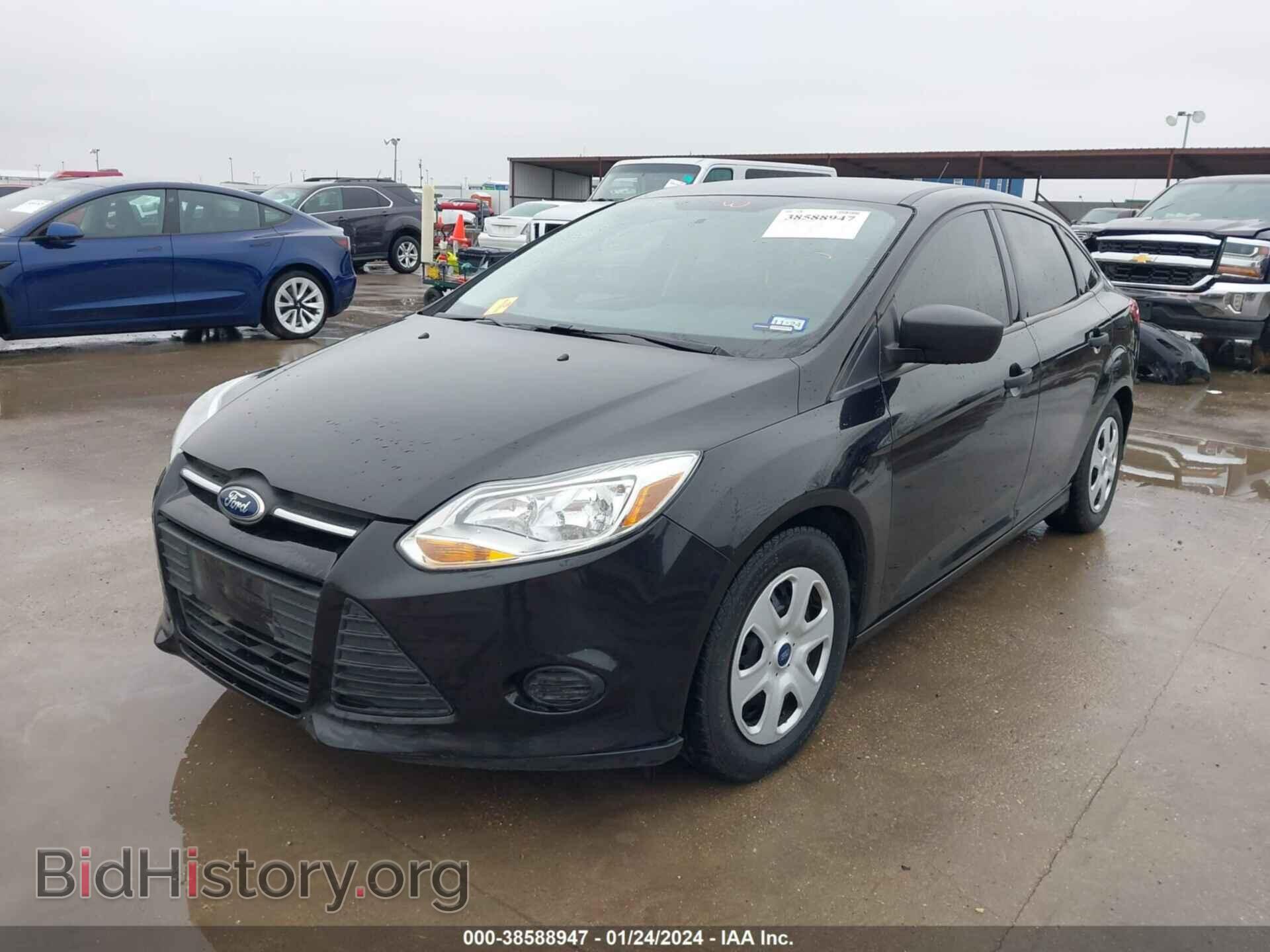 2014 FORD FOCUS - VIN: 1FADP3E27EL389949 - Фото 2