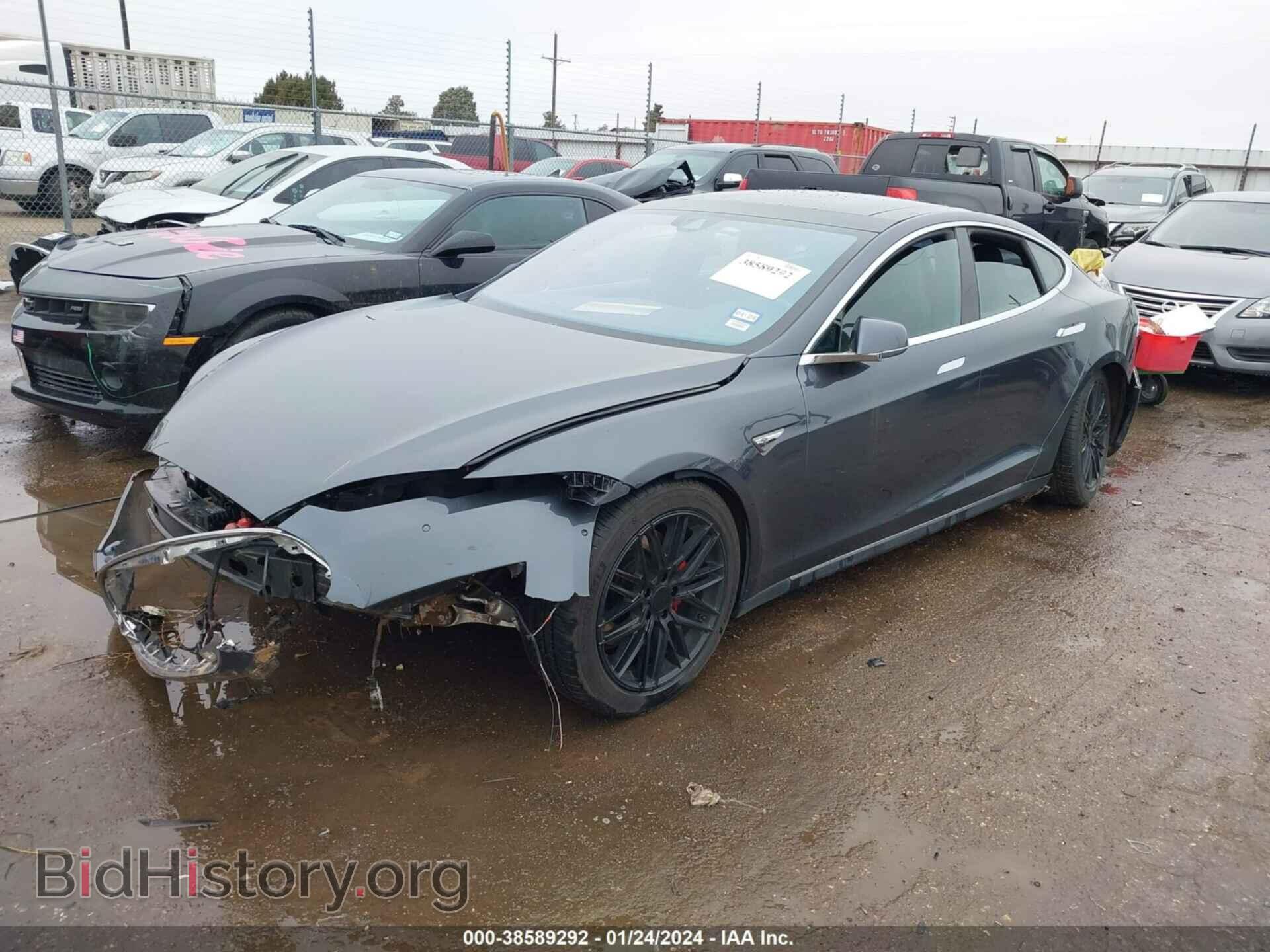 2015 TESLA MODEL S - VIN: 5YJSA1E46FF104428 - Фото 2