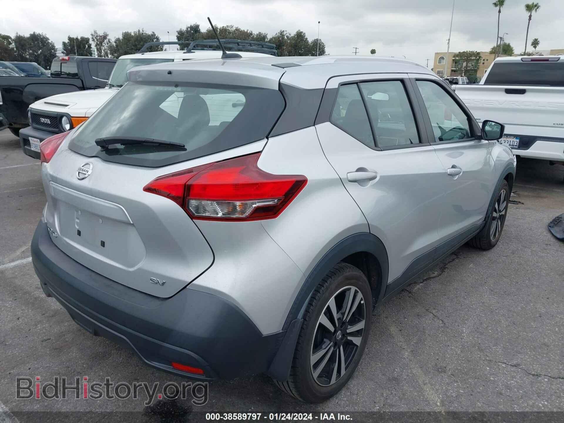2019 NISSAN KICKS - VIN: 3N1CP5CU3KL509769 - Фото 4