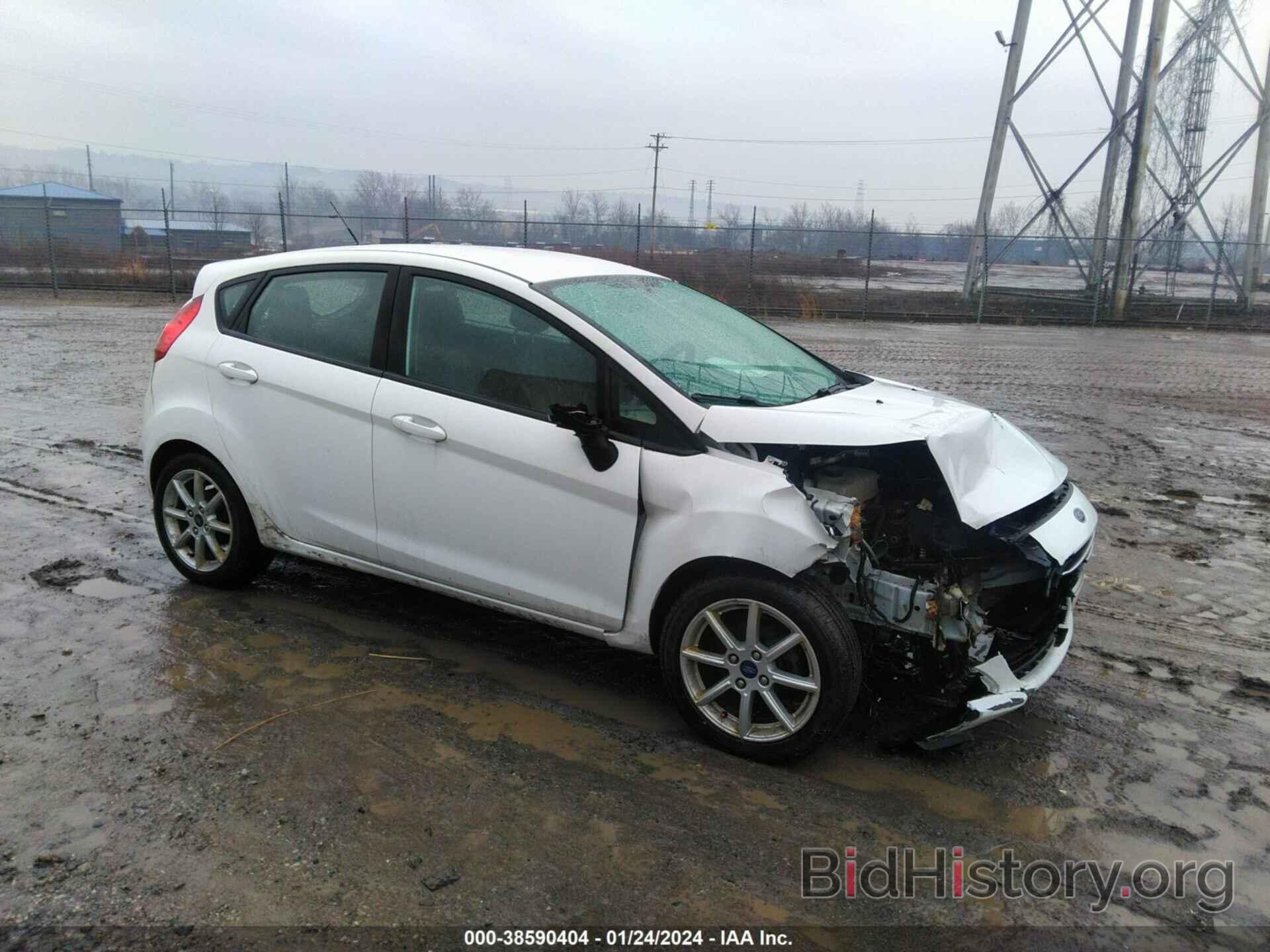 Photo 3FADP4EJ1KM137590 - FORD FIESTA 2019