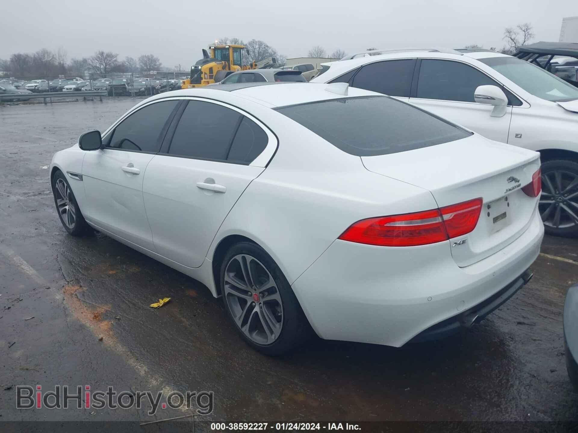 2017 JAGUAR XE - VIN: SAJAD4BVXHA958210 - Фото 3