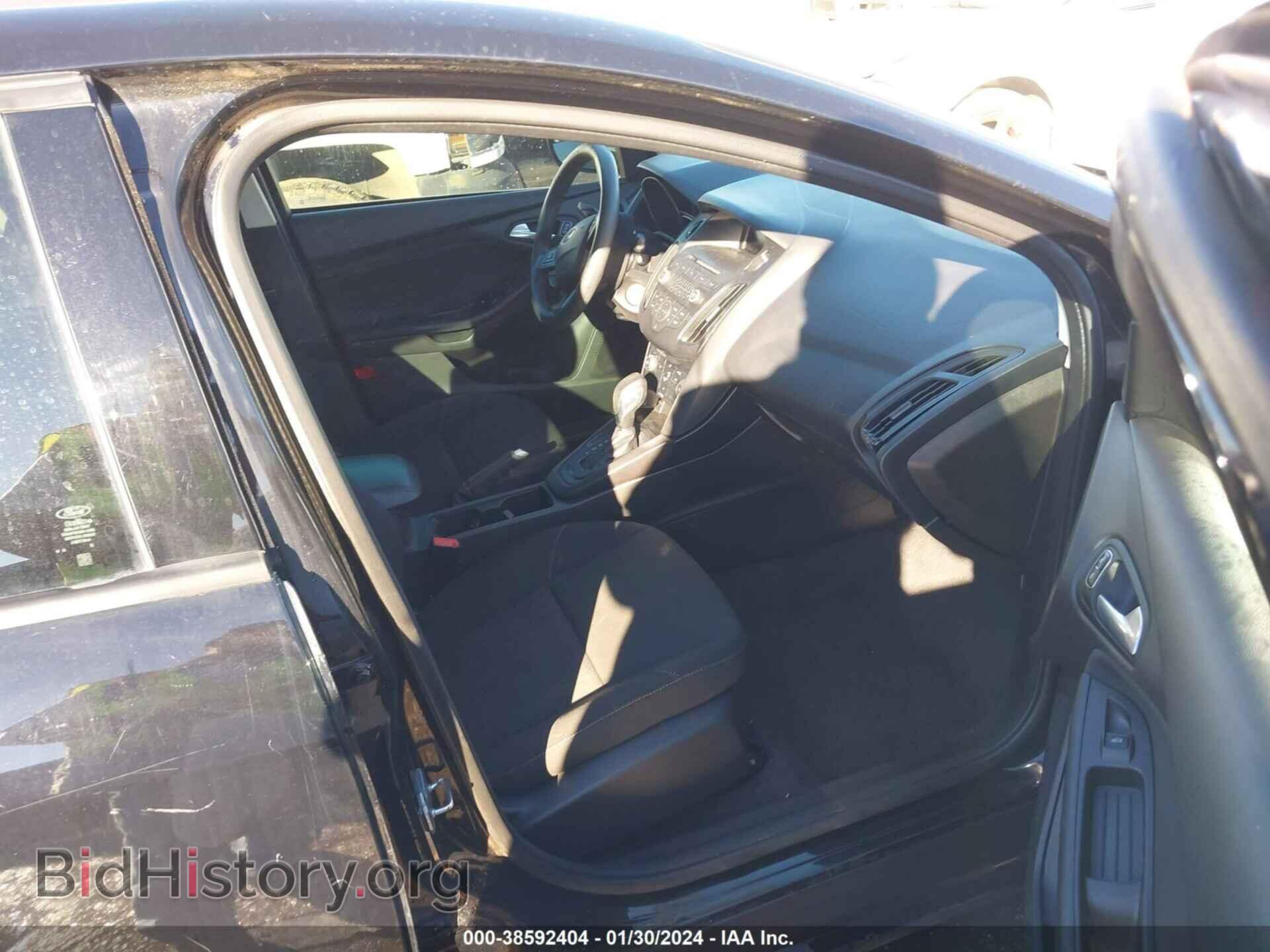 2017 FORD FOCUS - VIN: 1FADP3F2XHL204490 - Фото 5