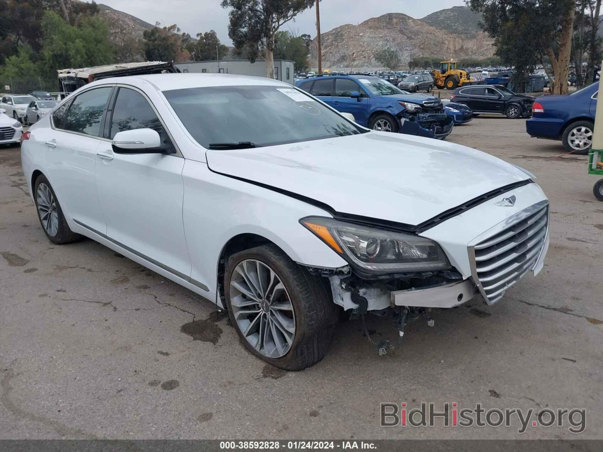 Photo KMHGN4JE9GU138698 - HYUNDAI GENESIS 2016