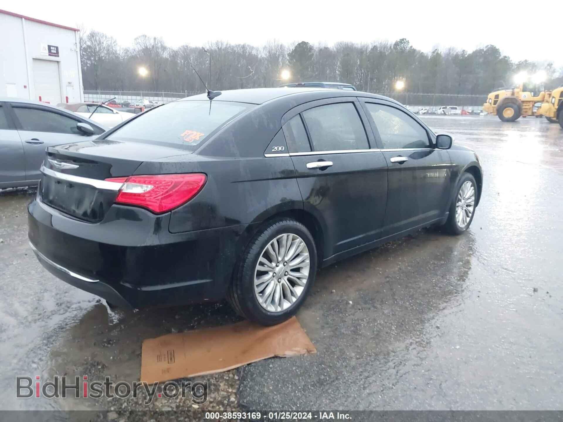 2011 CHRYSLER 200 - VIN: 1C3BC2FB4BN543317 - Фото 4