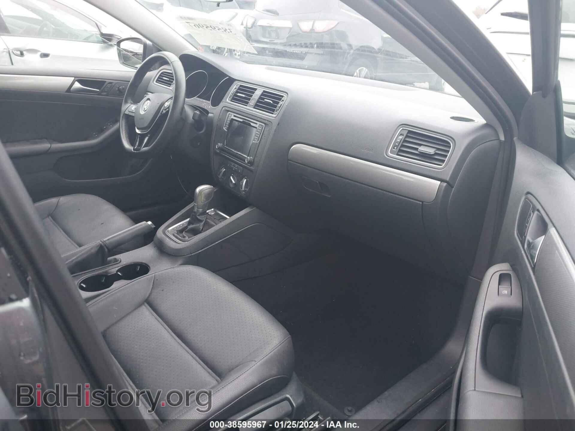2017 VOLKSWAGEN JETTA - VIN: 3VWDB7AJ0HM297272 - Фото 5