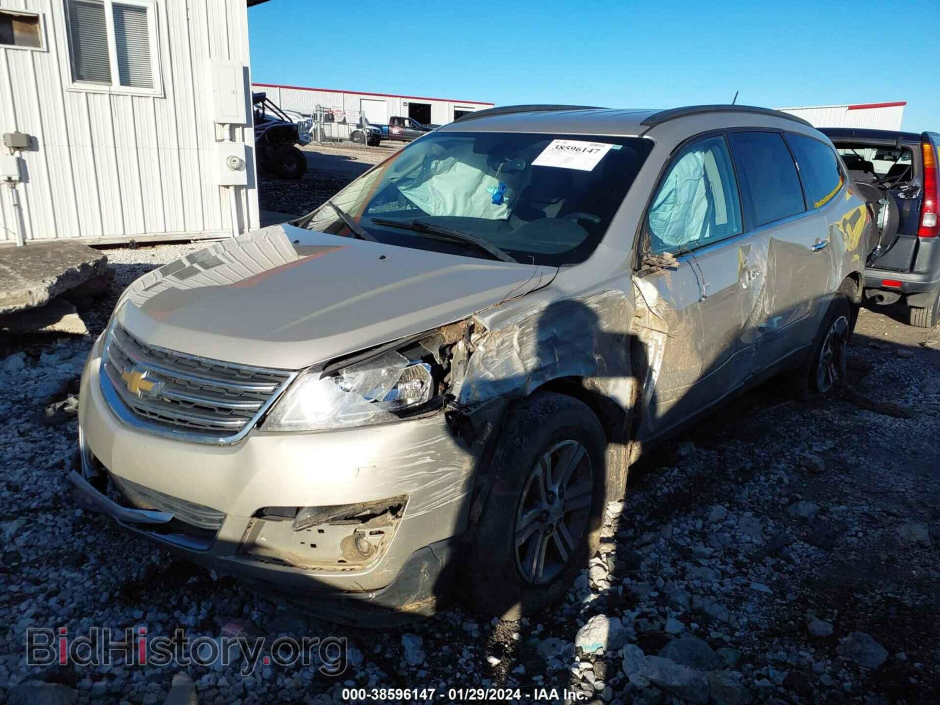 2015 CHEVROLET TRAVERSE - VIN: 1GNKRHKD7FJ195666 - Фото 2