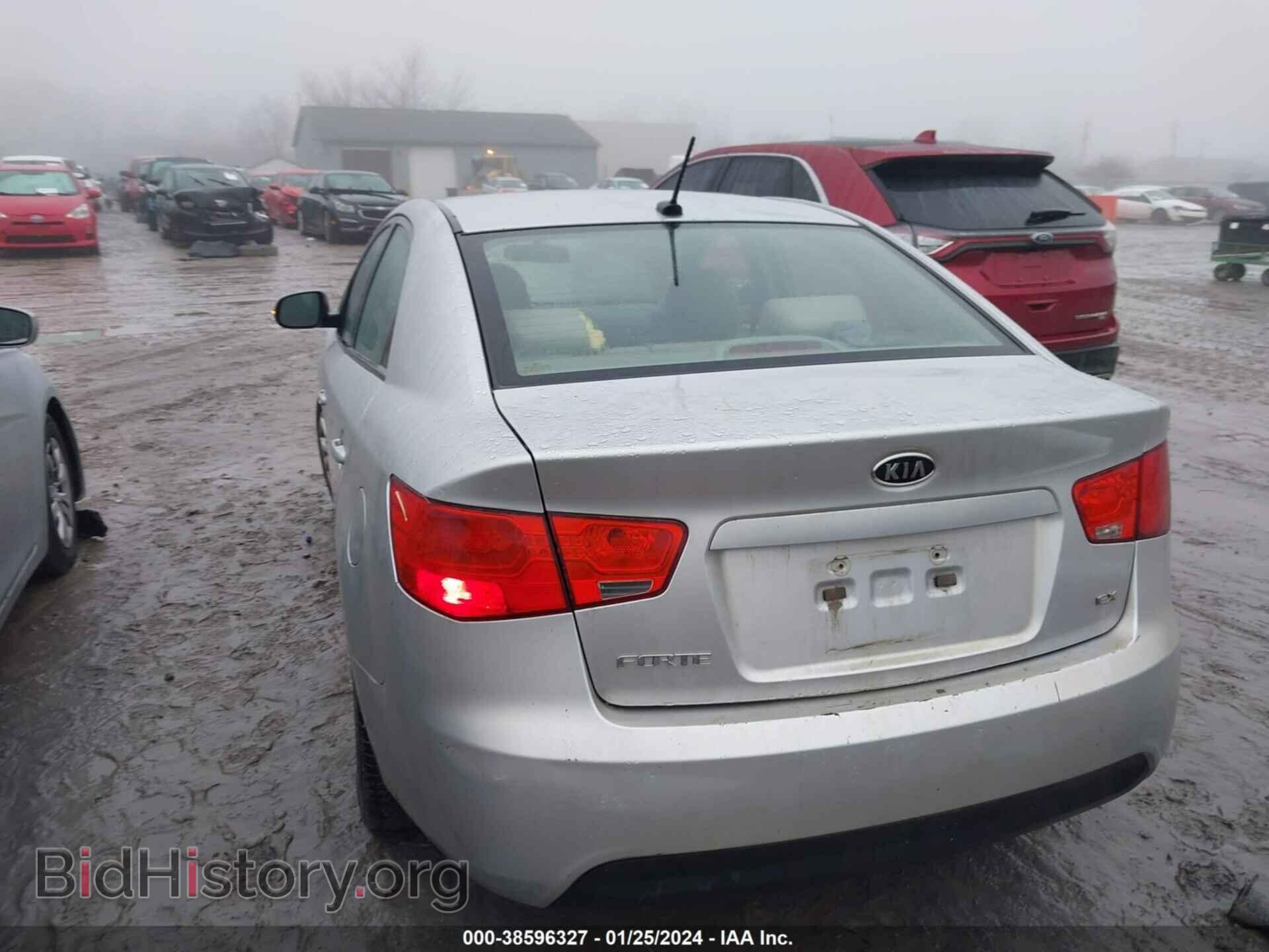 2013 KIA FORTE - VIN: KNAFU4A26D5711620 - Фото 3