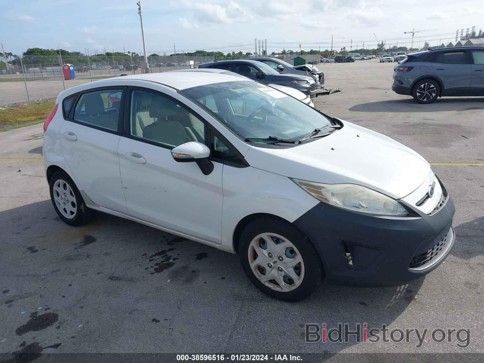 Photo 3FADP4EJ1DM227244 - FORD FIESTA 2013