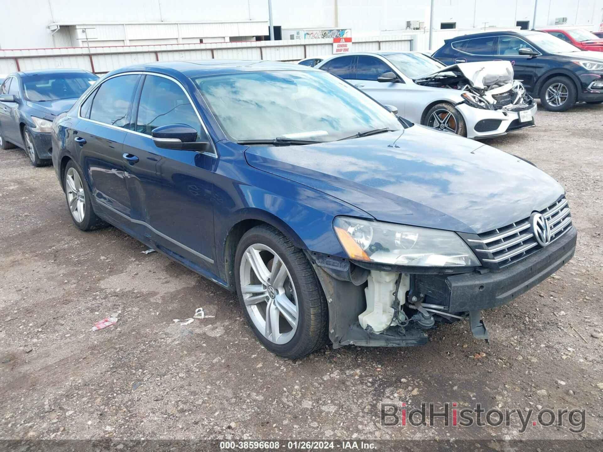 Photo 1VWCN7A37DC093973 - VOLKSWAGEN PASSAT 2013