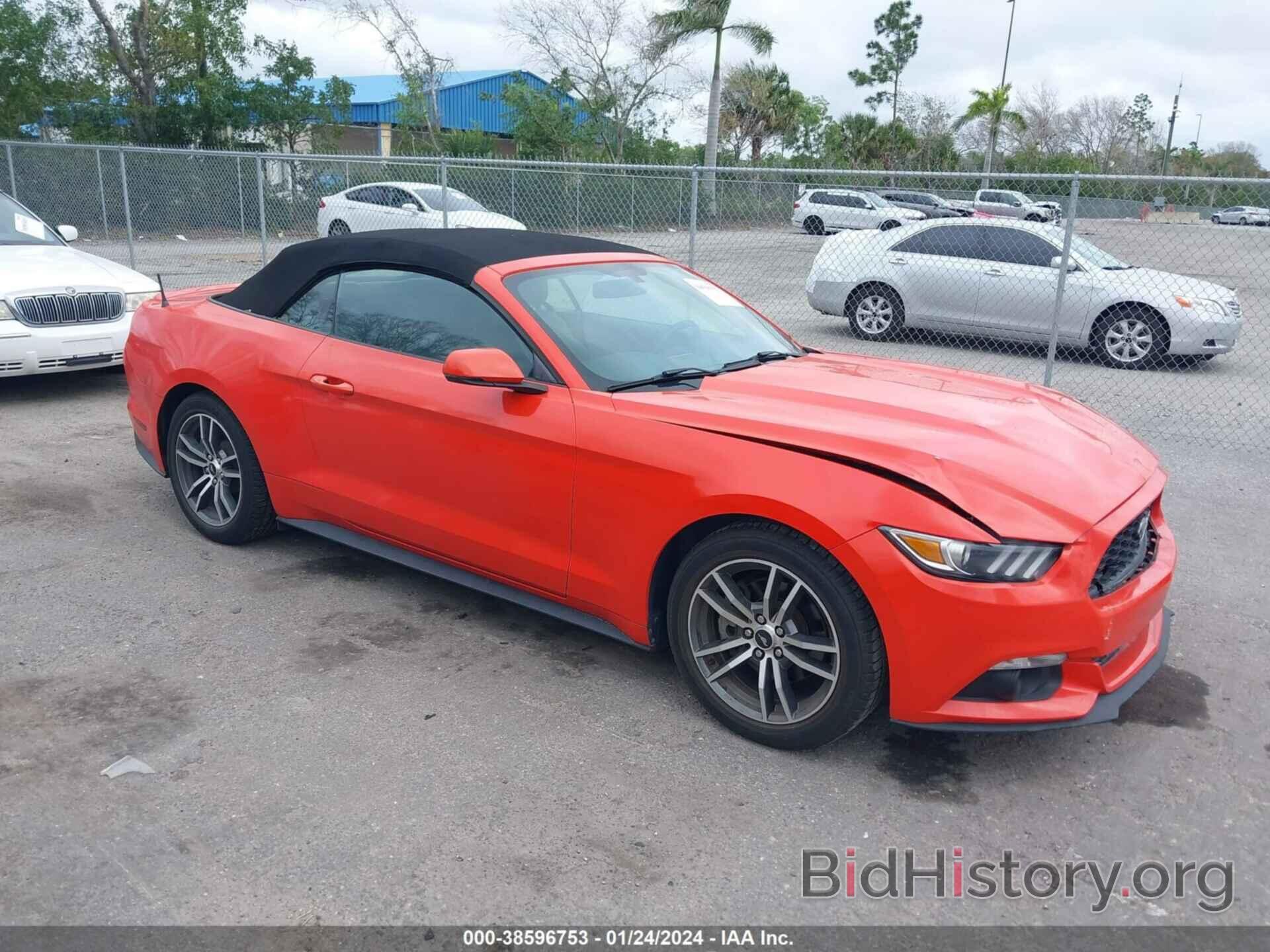 Photo 1FATP8UH8G5258003 - FORD MUSTANG 2016