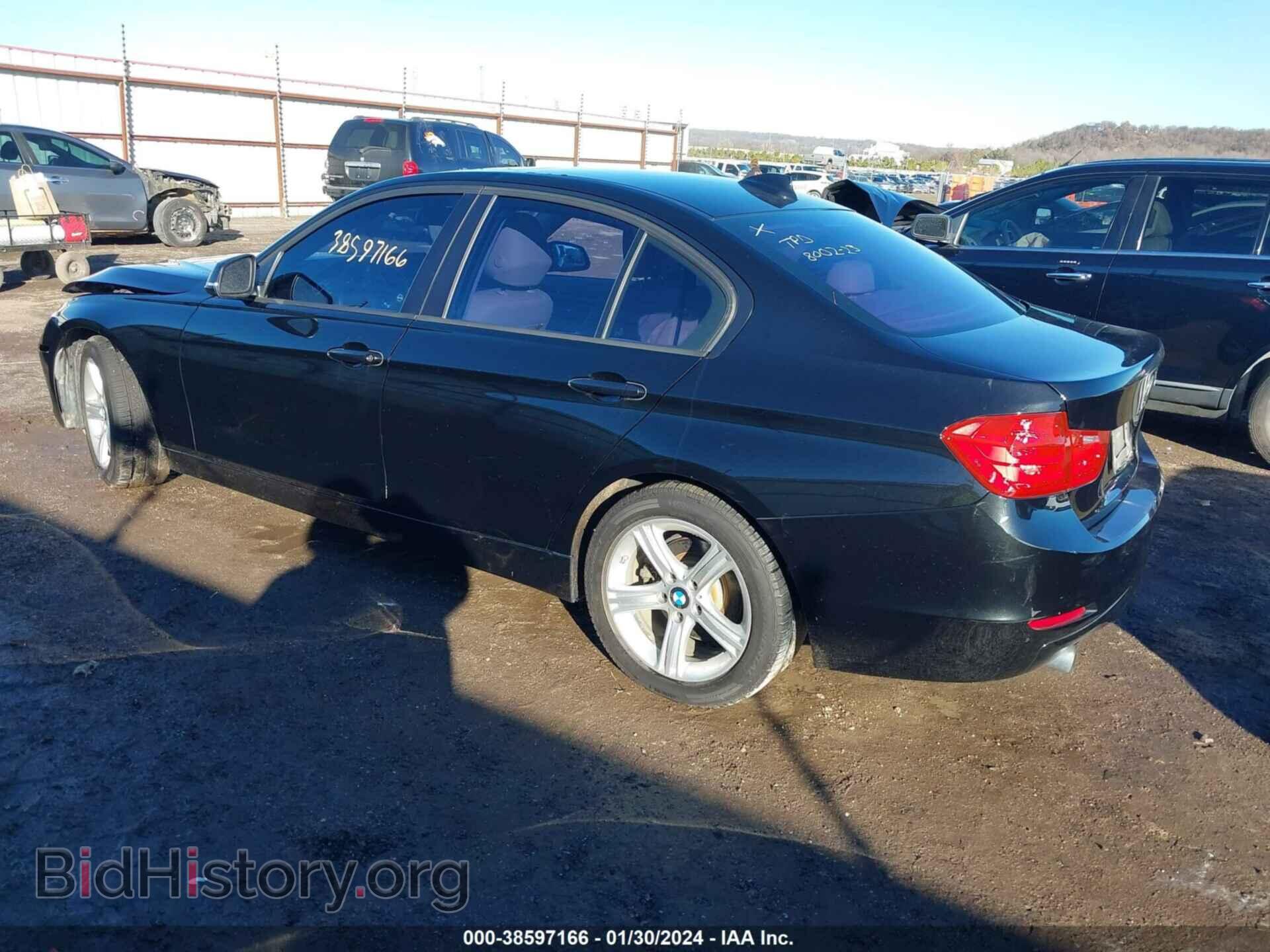 2013 BMW 320I - VIN: WBA3B1C55DF462395 - Фото 3