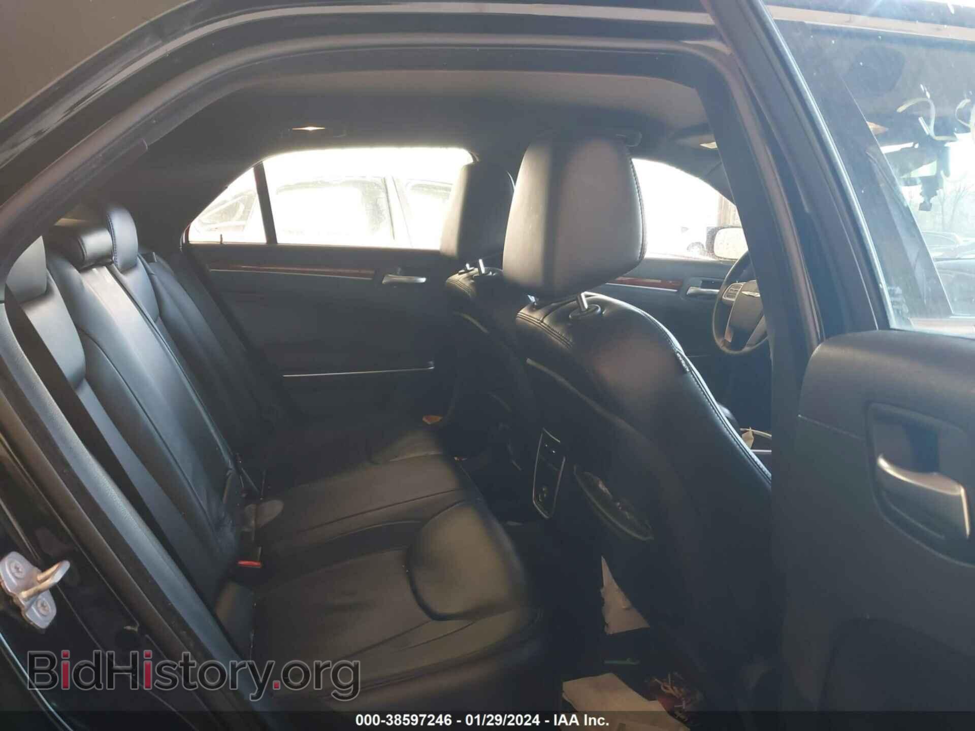 2014 CHRYSLER 300 - VIN: 2C3CCARG2EH160429 - Фото 8