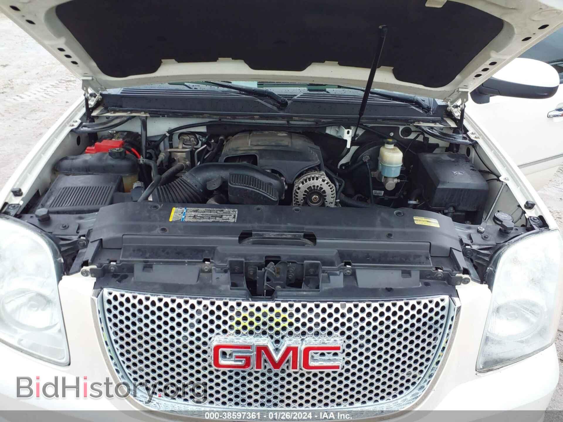 2010 GMC YUKON - VIN: 1GKUKEEF3AR143063 - Photo 10