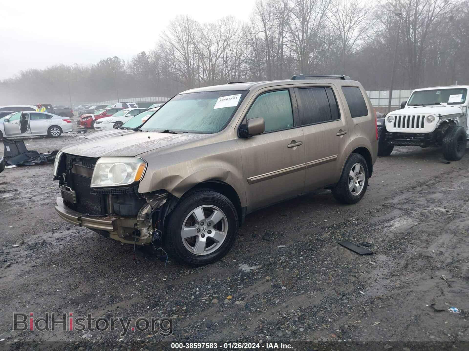 2011 HONDA PILOT - VIN: 5FNYF4H53BB085445 - Фото 2