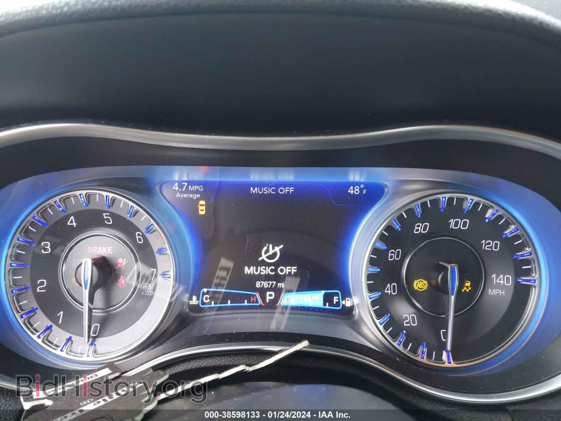2019 CHRYSLER 300 - VIN: 2C3CCAAG9KH528693 - Фото 7