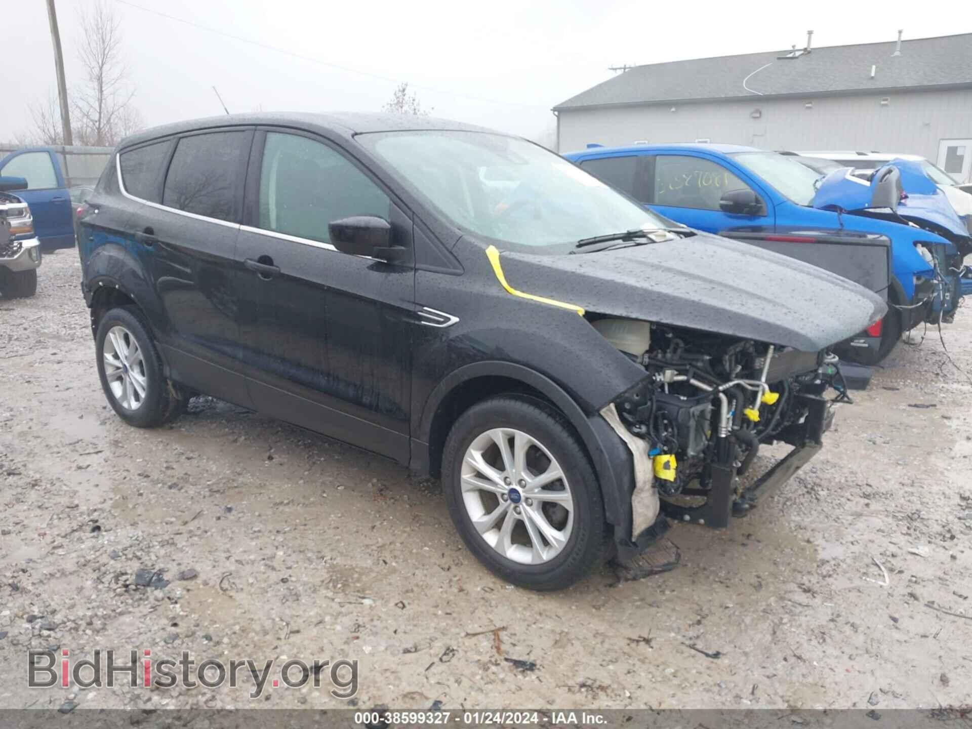 Фотография 1FMCU0GD7KUB38698 - FORD ESCAPE 2019