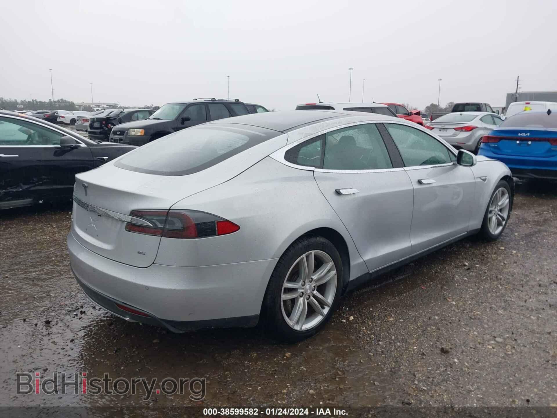 2013 TESLA MODEL S - VIN: 5YJSA1DNXDFP27025 - Фото 4