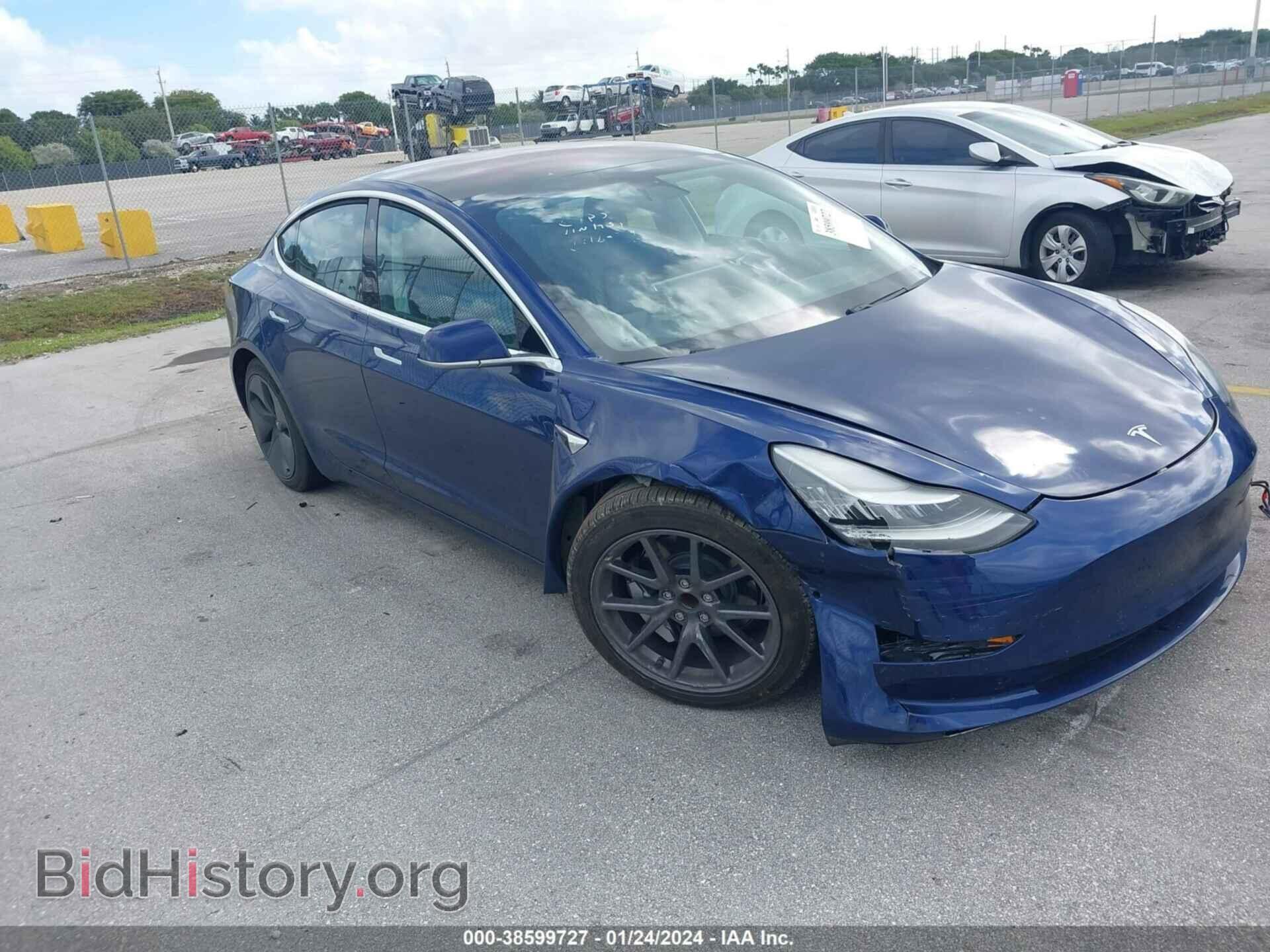 Фотография 5YJ3E1EAXJF151551 - TESLA MODEL 3 2018