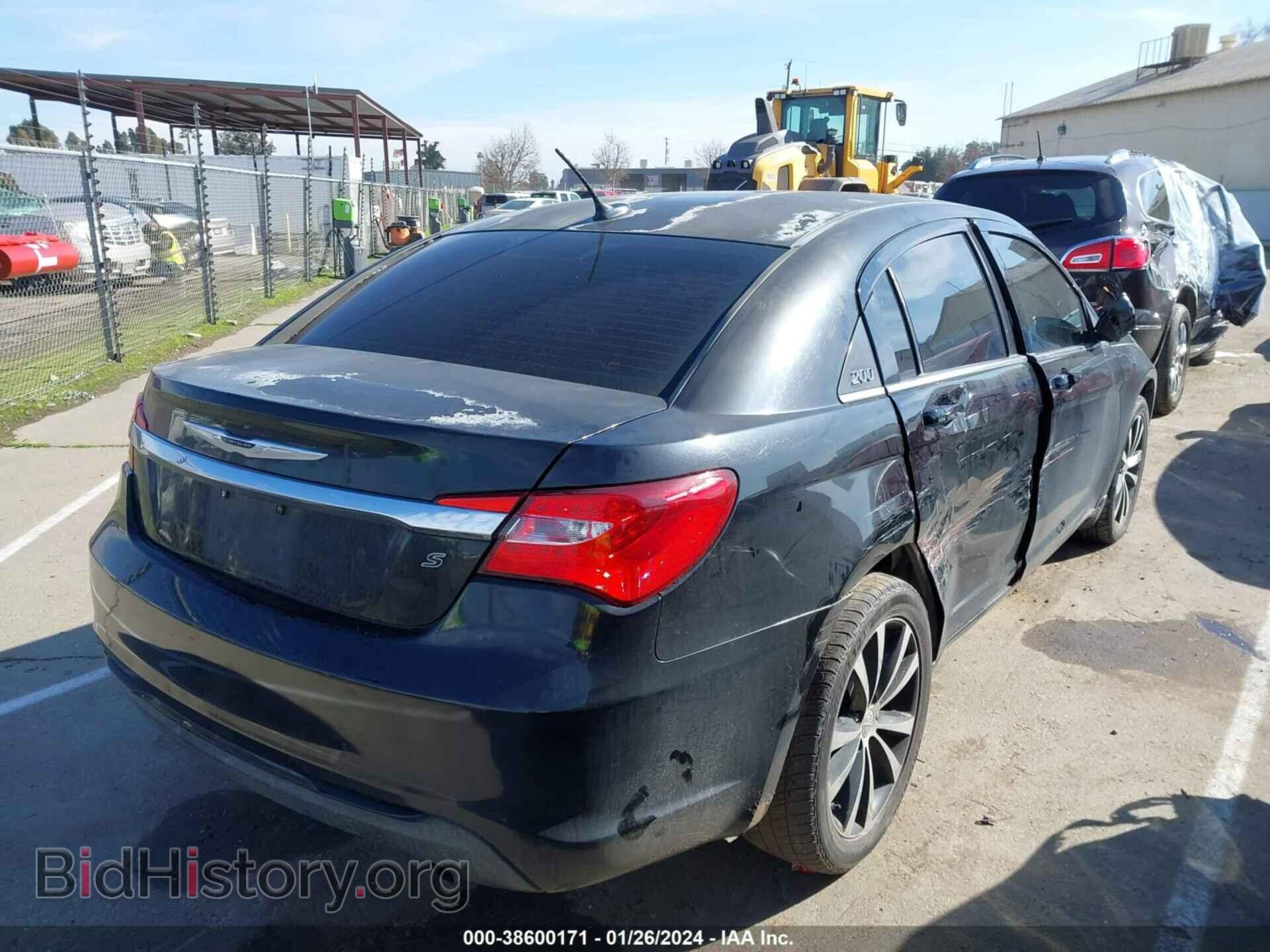 2013 CHRYSLER 200 - VIN: 1C3CCBBB7DN612417 - Photo 4