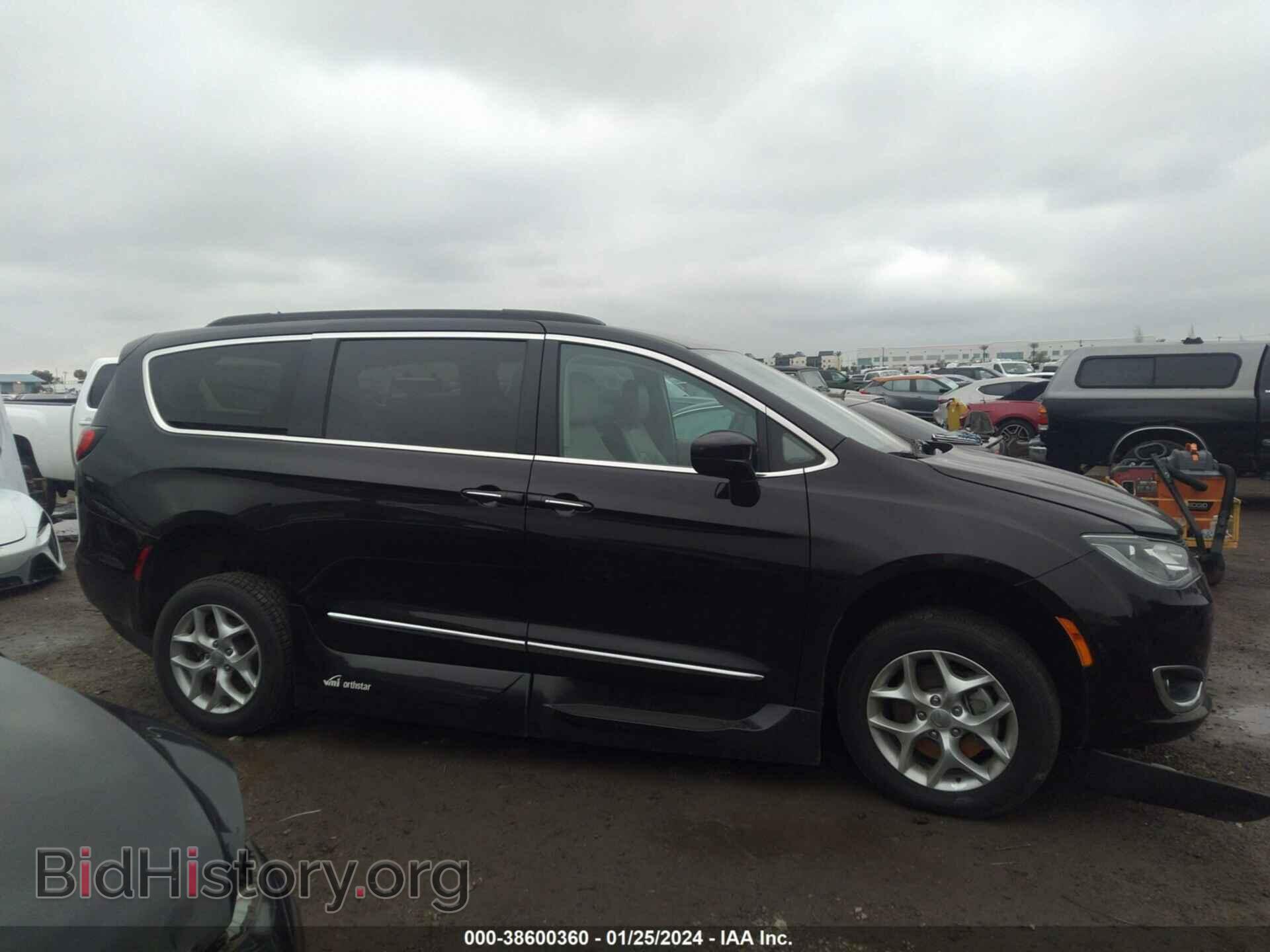 2017 CHRYSLER PACIFICA - VIN: 2C4RC1BG8HR551194 - Фото 14