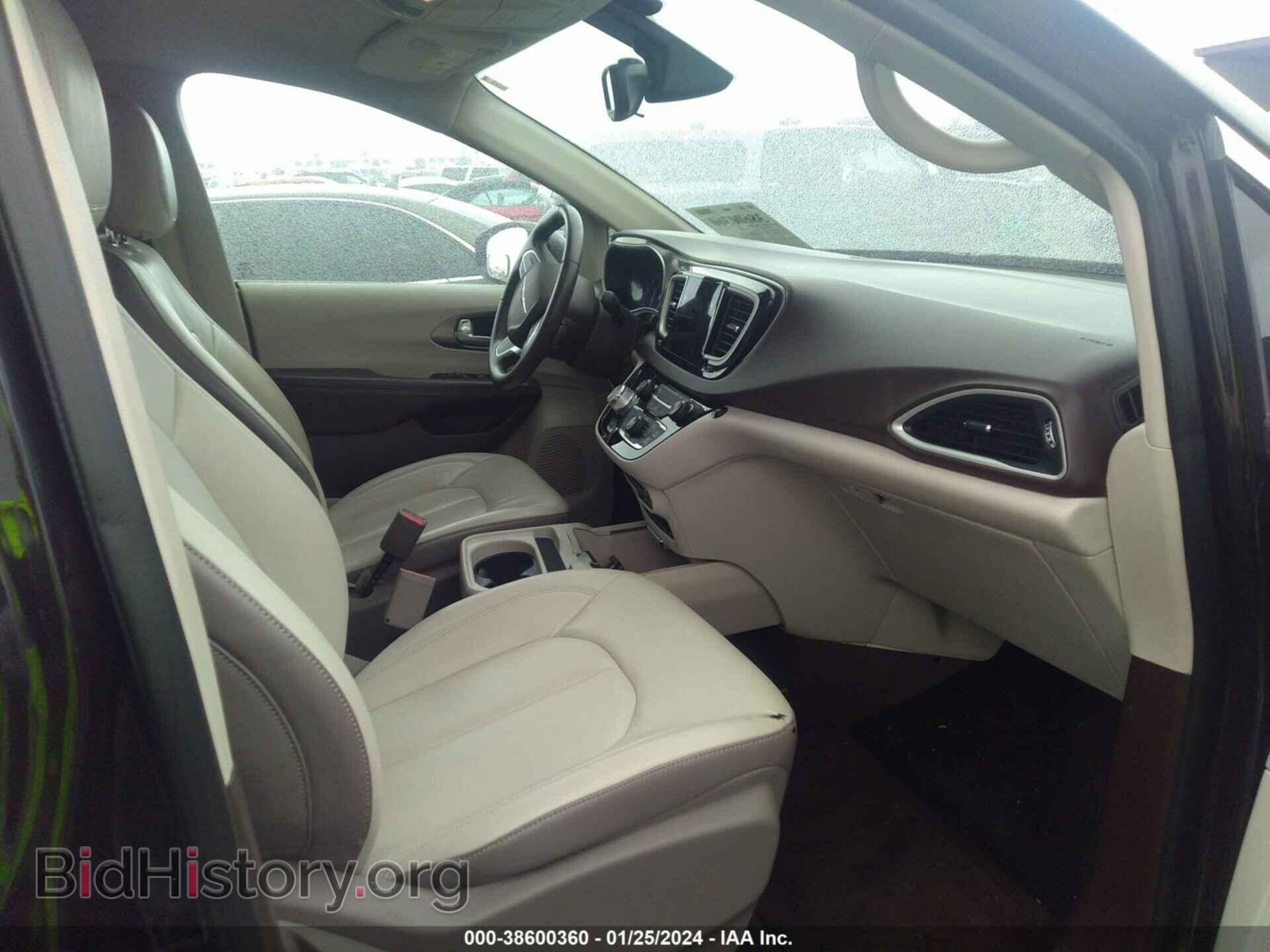 2017 CHRYSLER PACIFICA - VIN: 2C4RC1BG8HR551194 - Фото 5