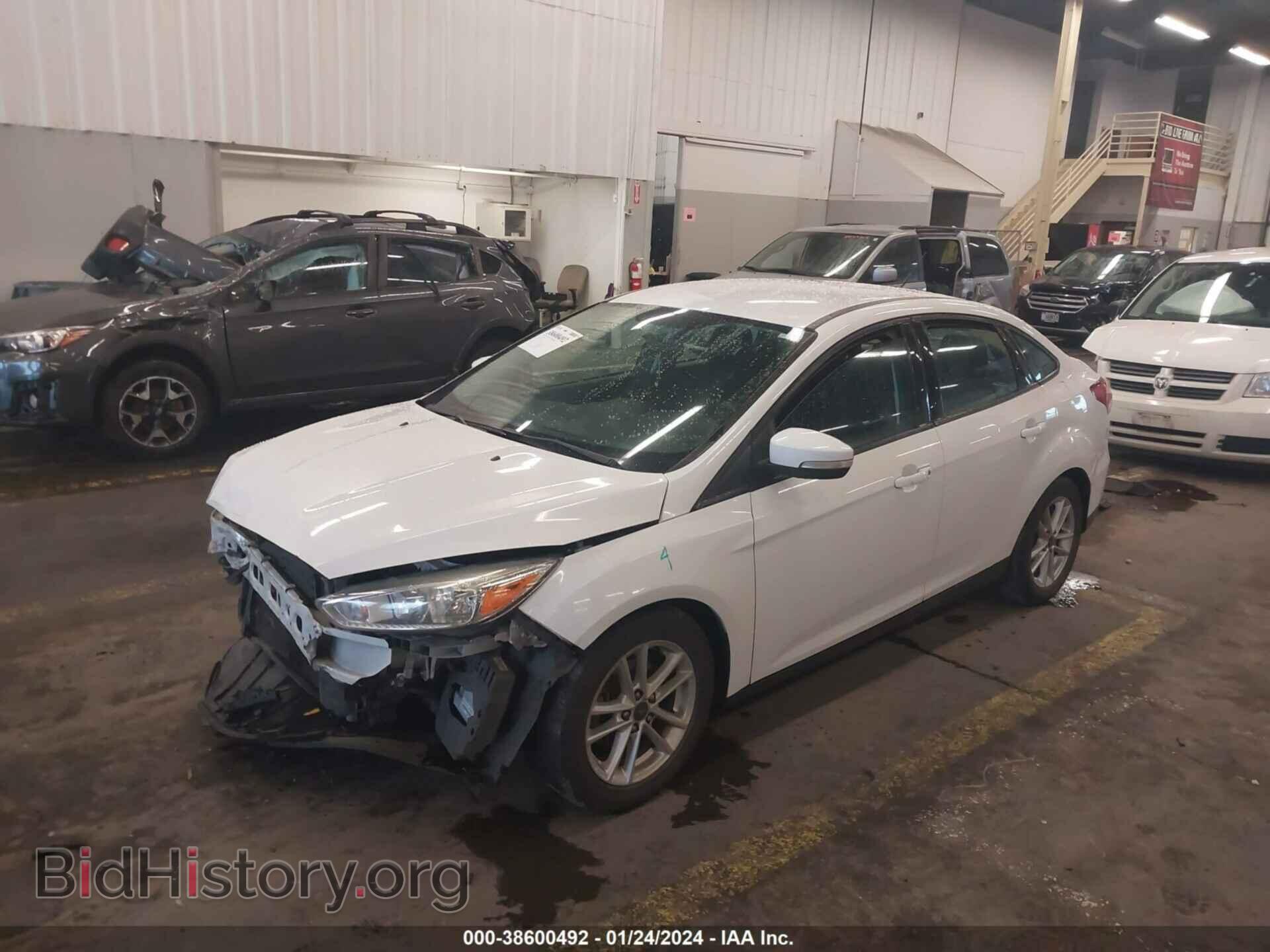 2016 FORD FOCUS - VIN: 1FADP3F21GL338397 - Фото 2