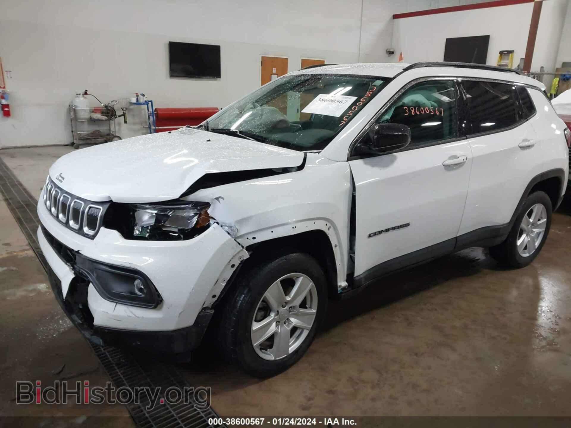 2022 JEEP COMPASS - VIN: 3C4NJDBBXNT124103 - Фото 2
