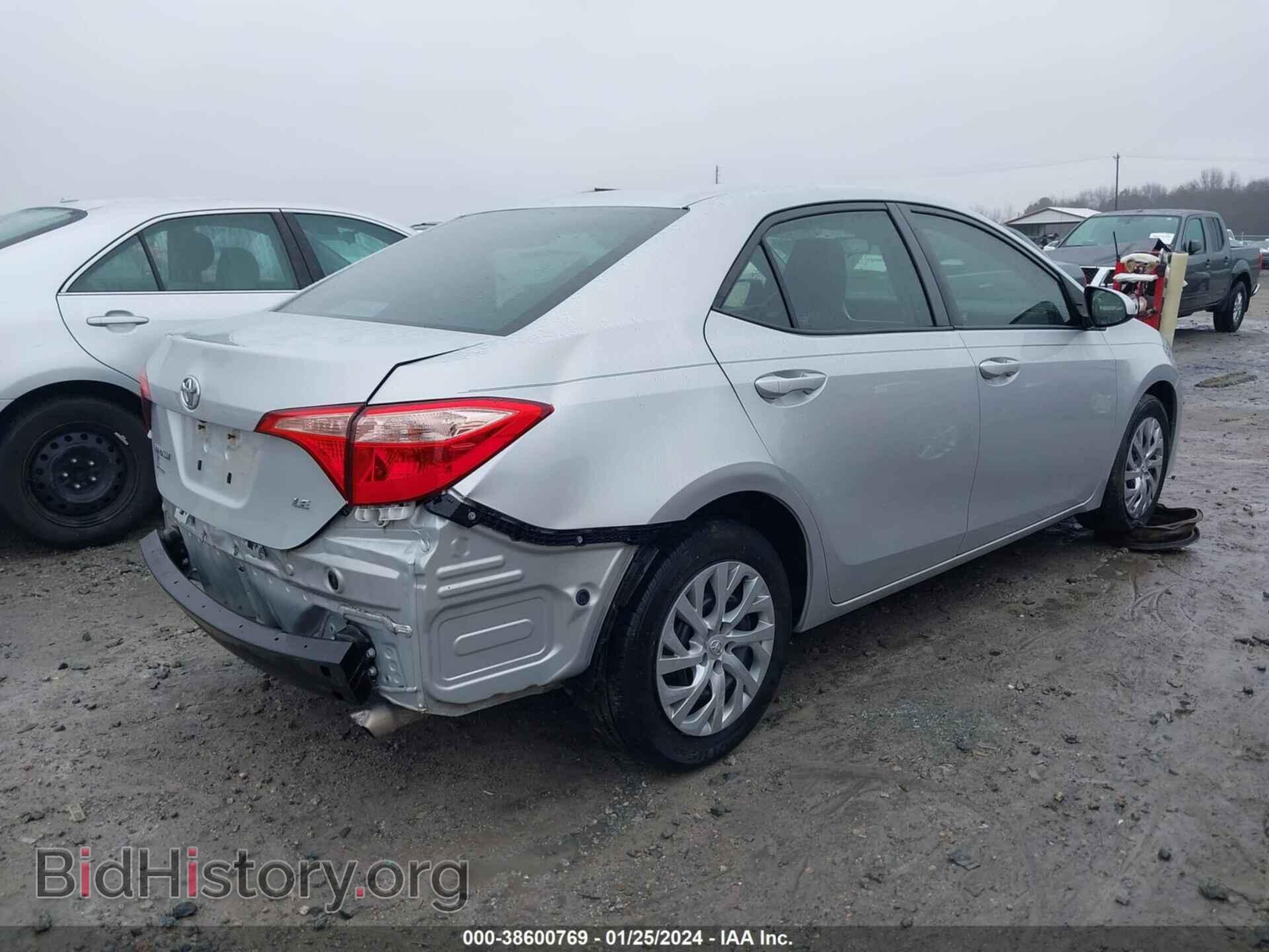 2017 TOYOTA COROLLA - VIN: 2T1BURHEXHC820864 - Фото 4