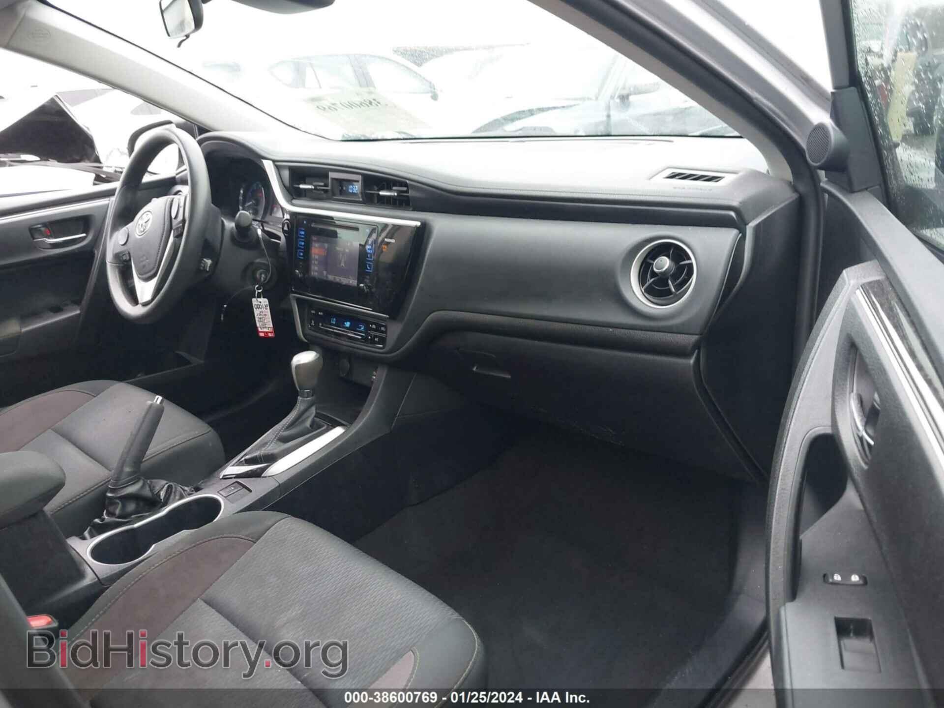 2017 TOYOTA COROLLA - VIN: 2T1BURHEXHC820864 - Фото 5