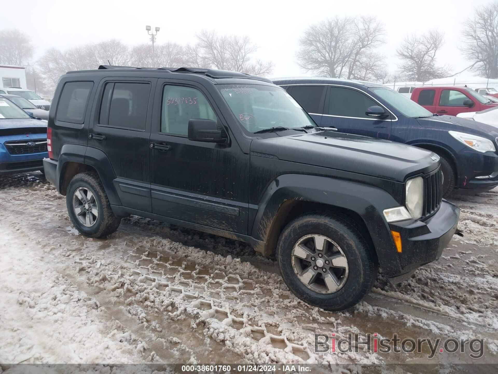 Photo 1J8GN28K28W284265 - JEEP LIBERTY 2008