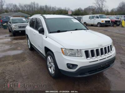 2012 Jeep COMPASS Latitude, белый — VIN 1C4NJCEA1CD634324, IAAI