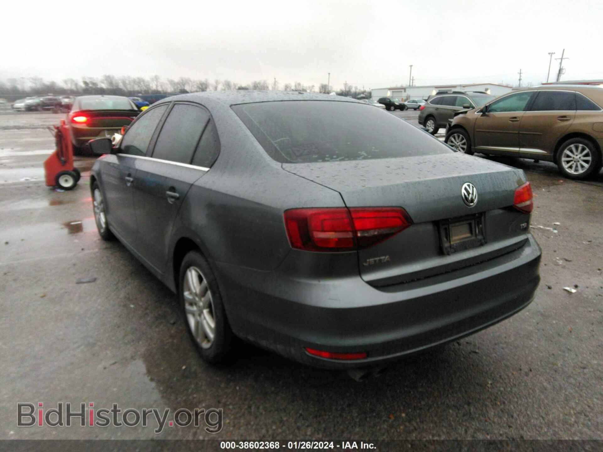 2017 VOLKSWAGEN JETTA - VIN: 3VW2B7AJ6HM232093 - Фото 3